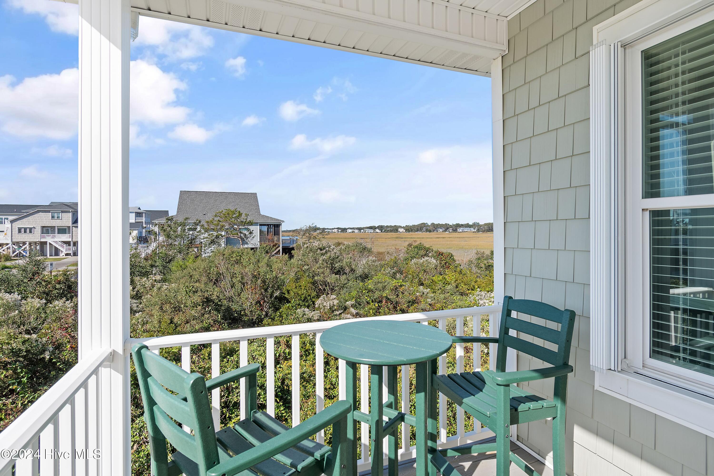 1020 W Pelican Drive