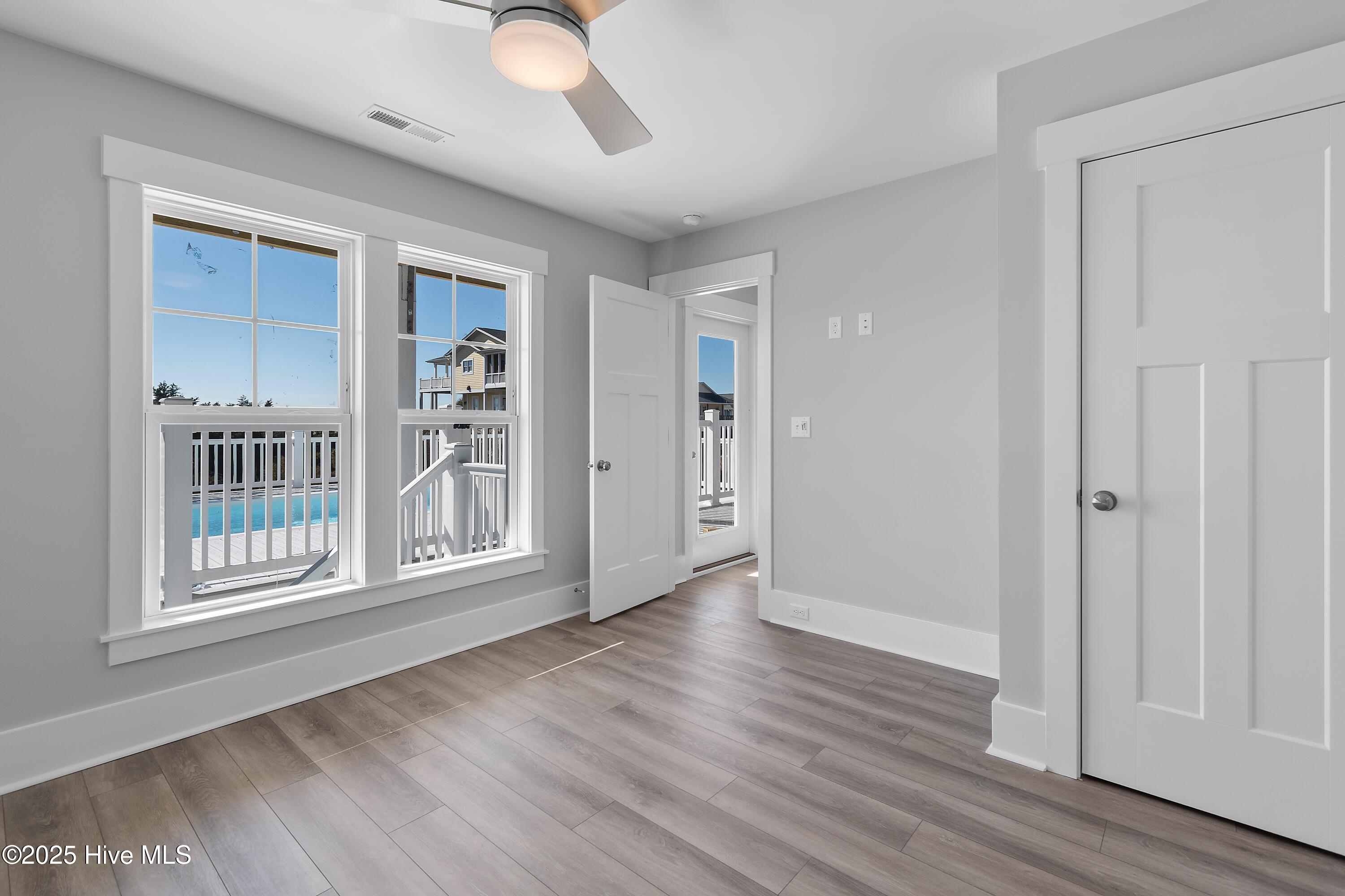 5513 E Pelican Drive