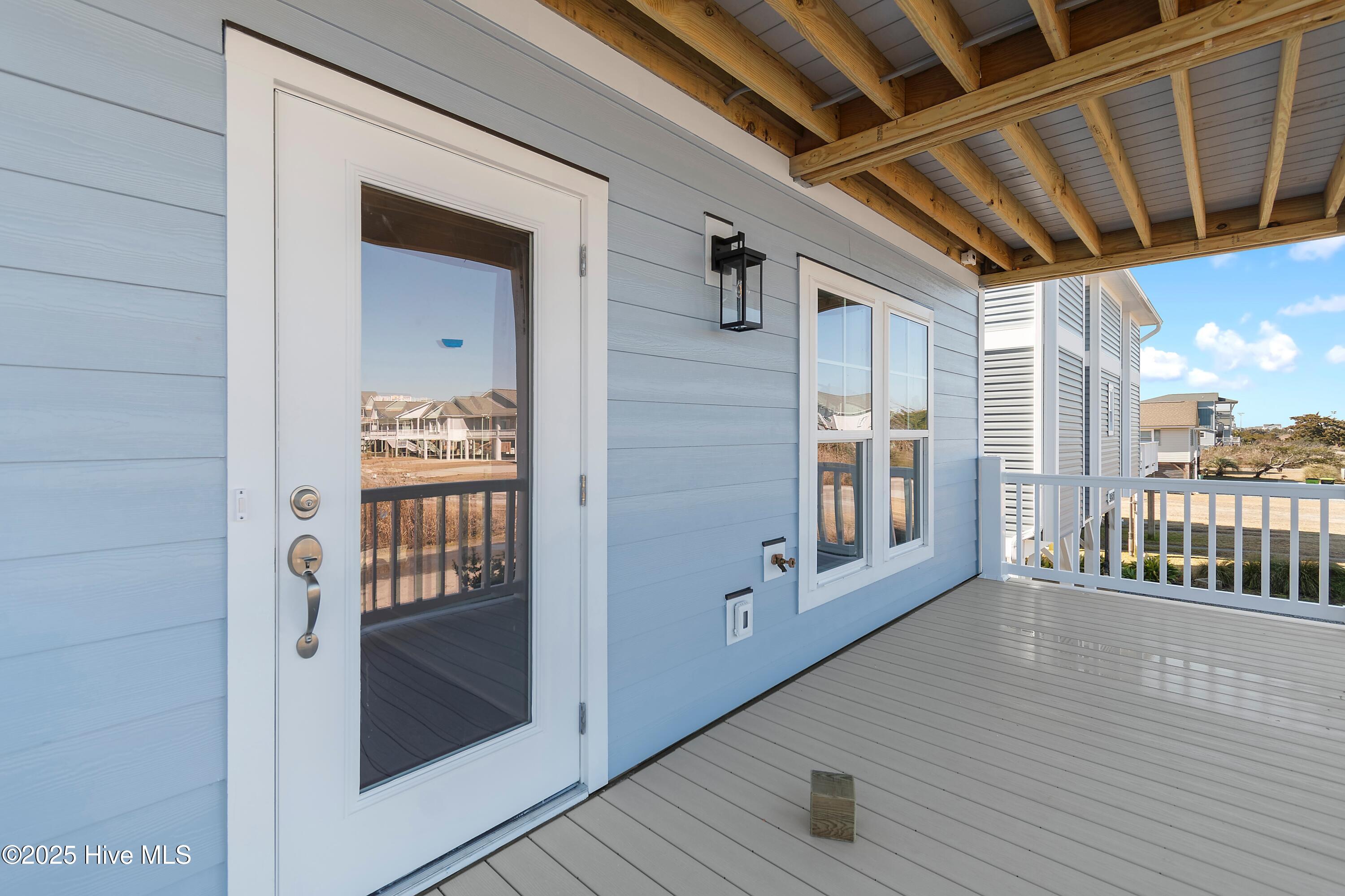 5513 E Pelican Drive