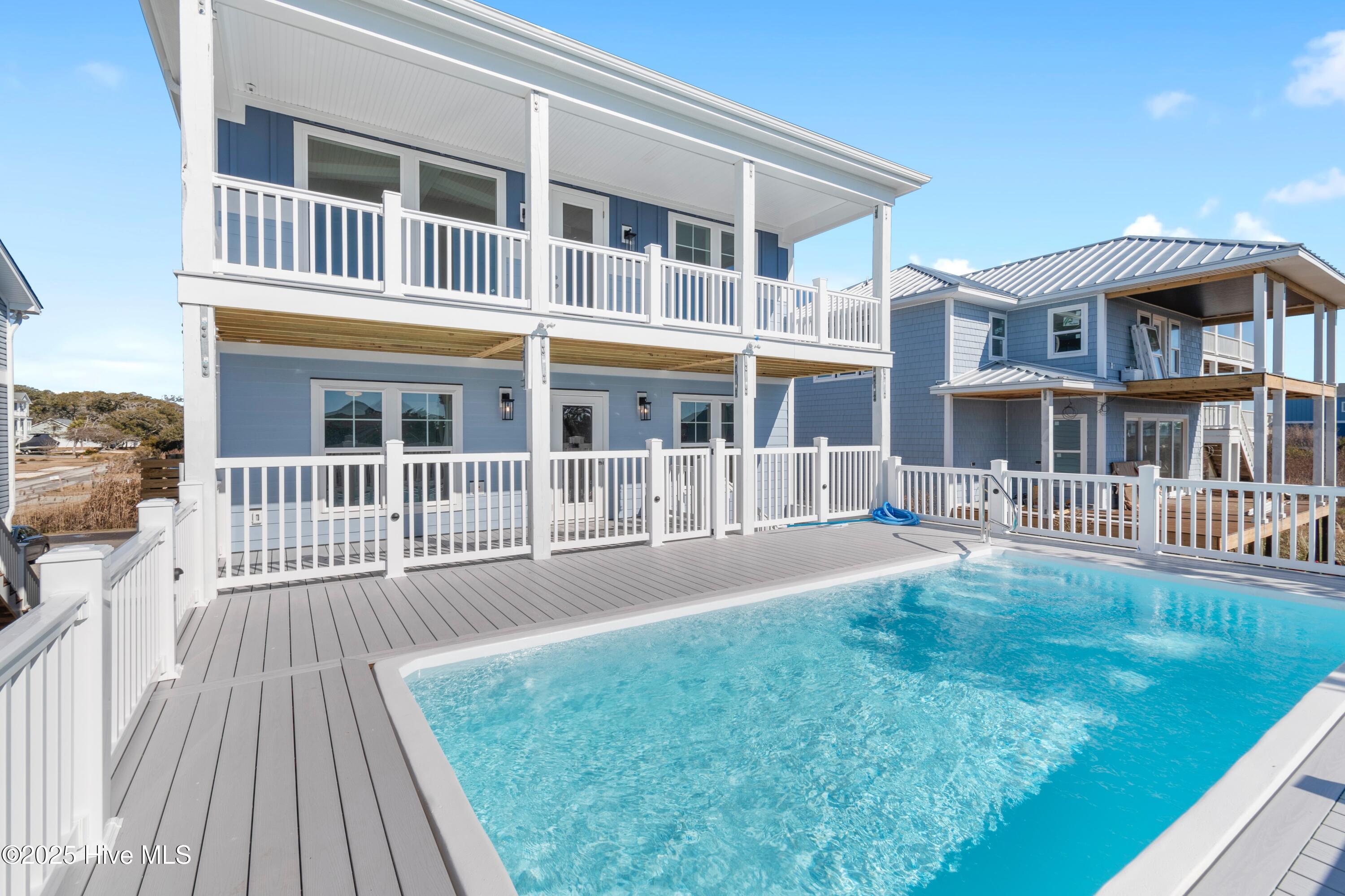 5513 E Pelican Drive