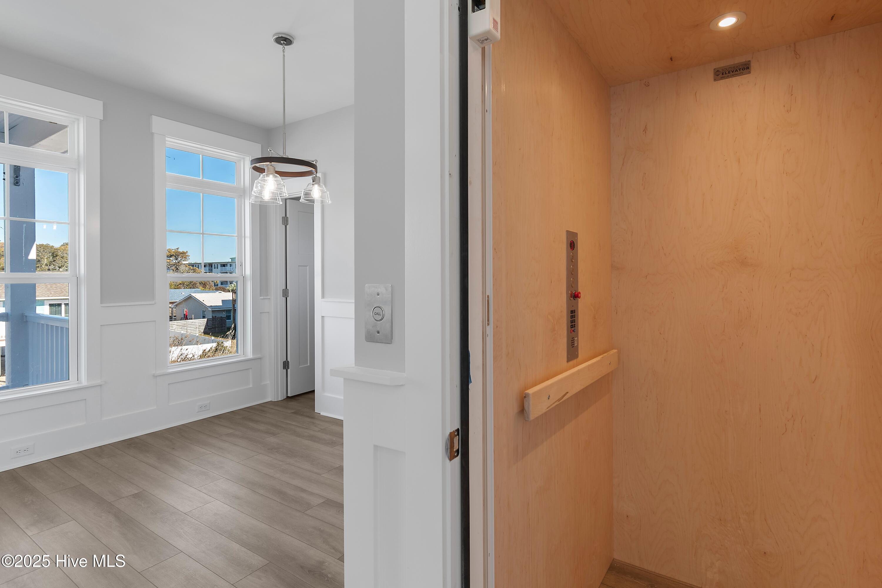 5513 E Pelican Drive