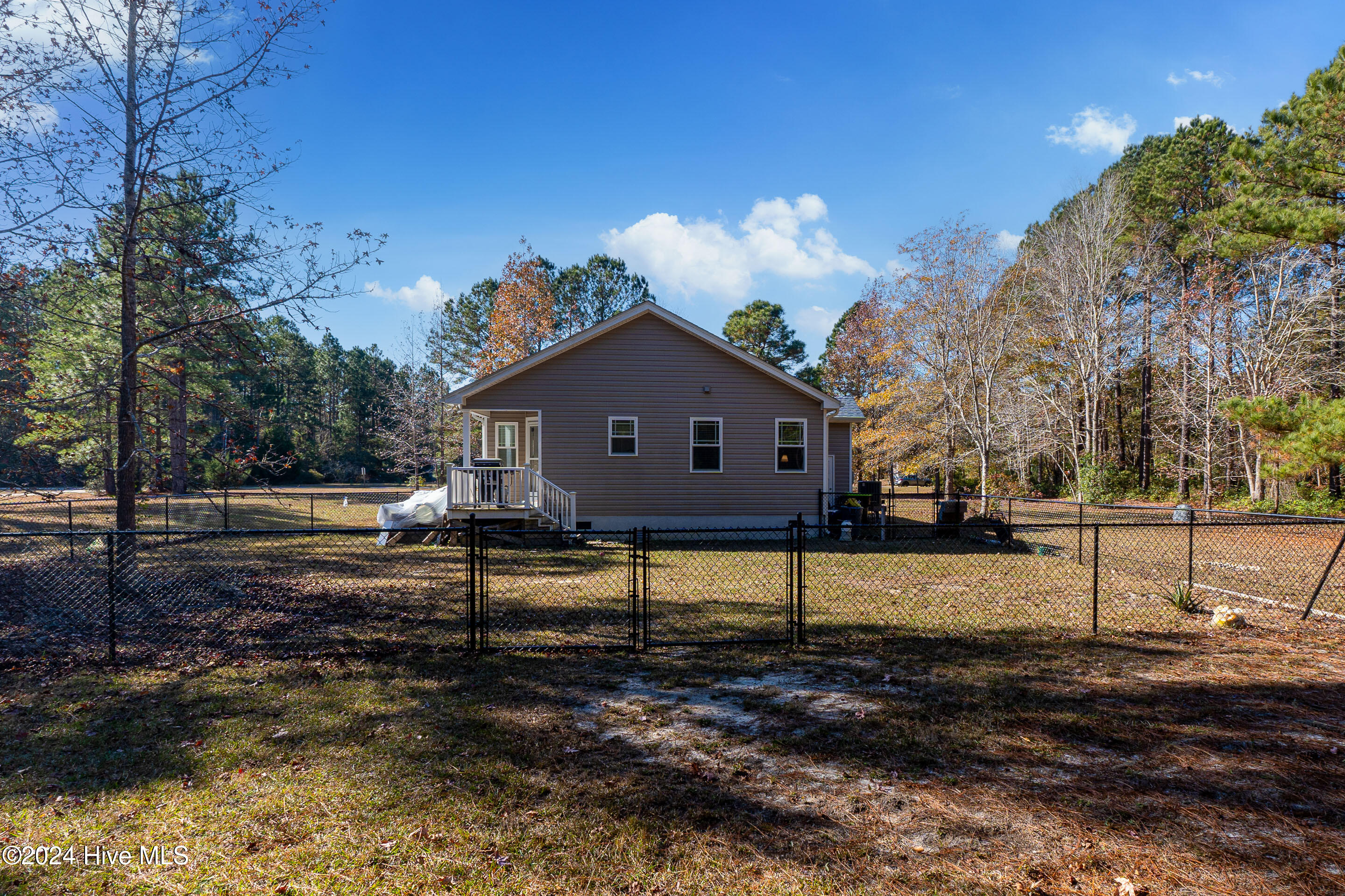 1506 Greenfield Road NW