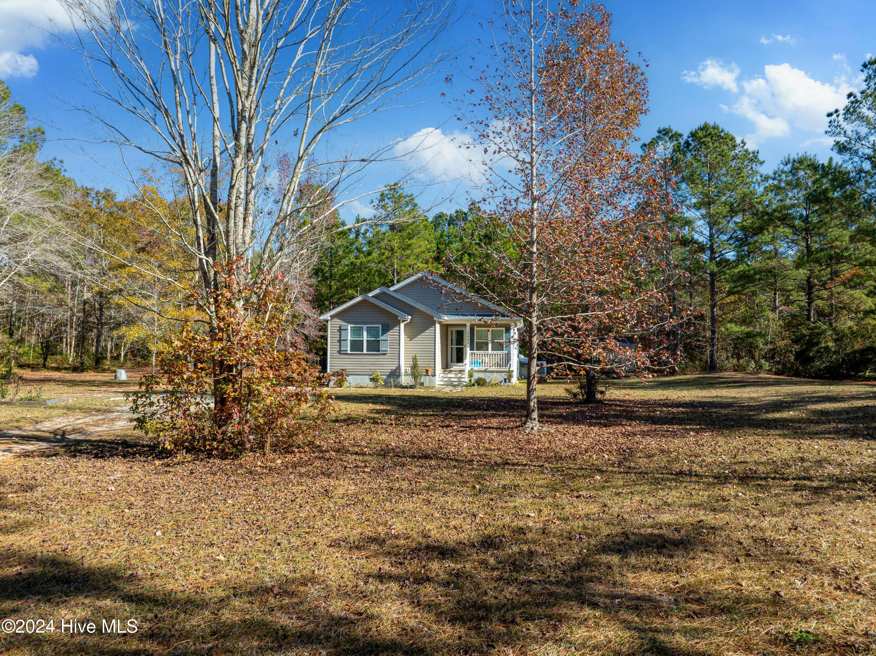 1506 Greenfield Road NW