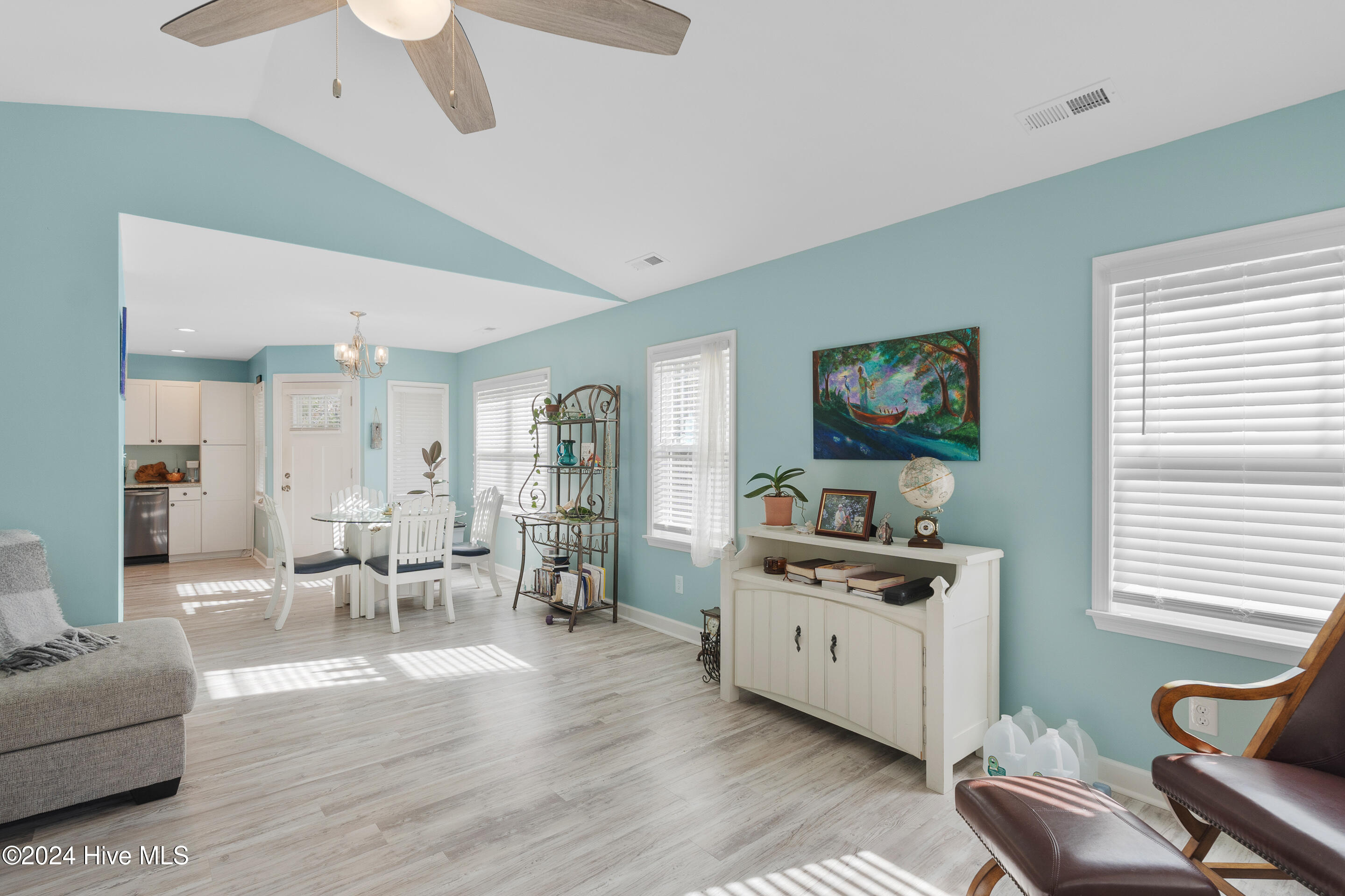 1506 Greenfield Road NW