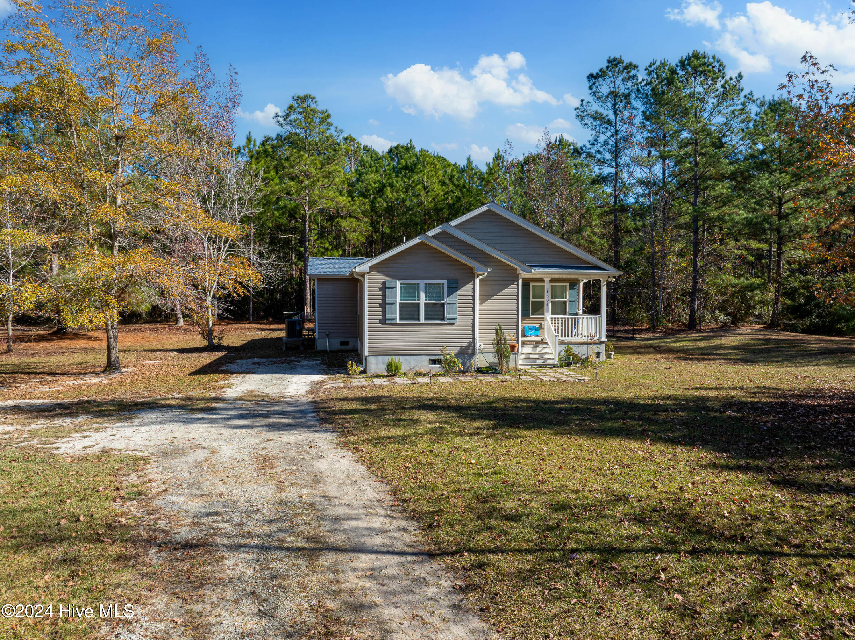 1506 Greenfield Road NW