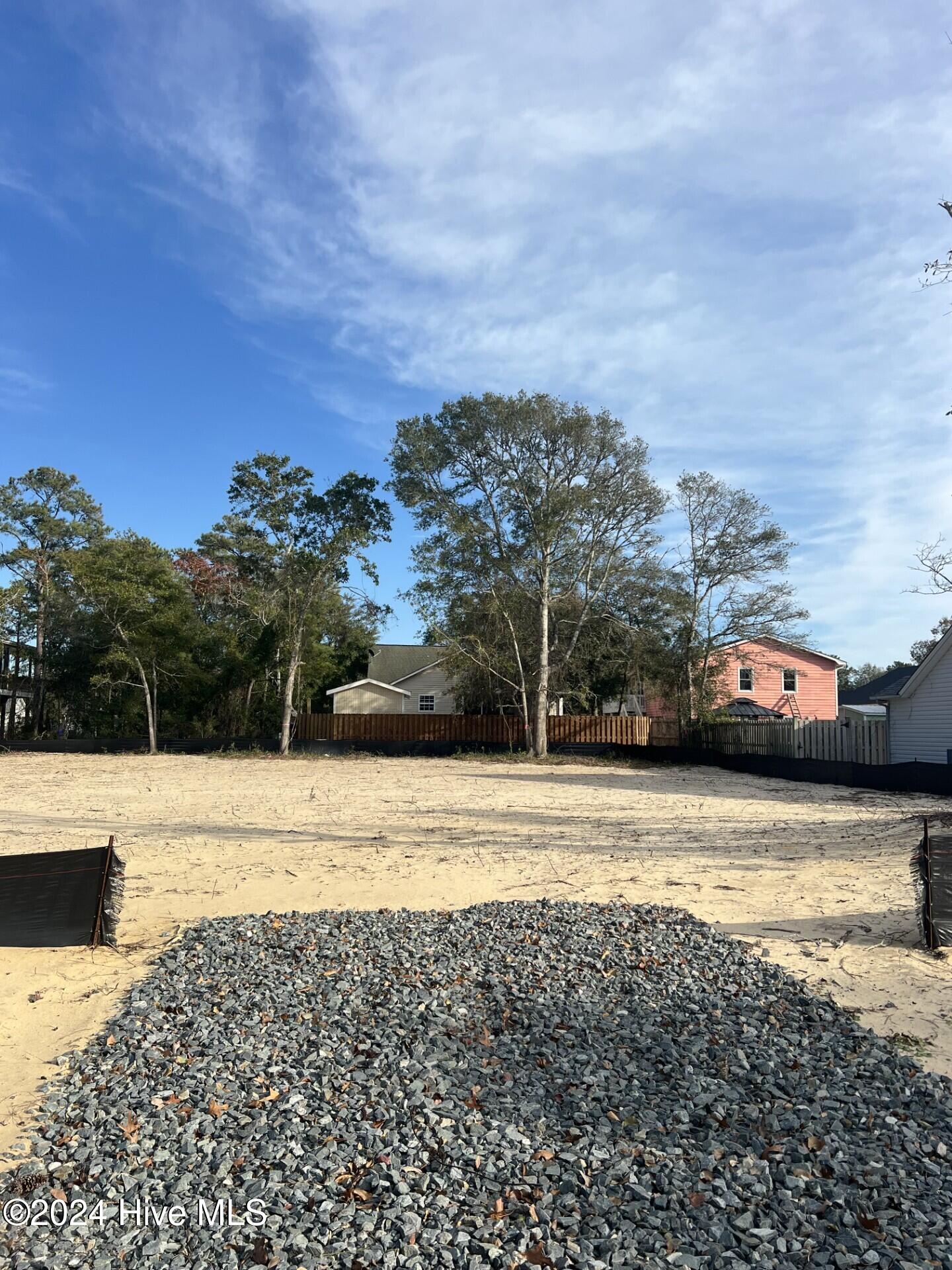 112 69 NW 12th Street