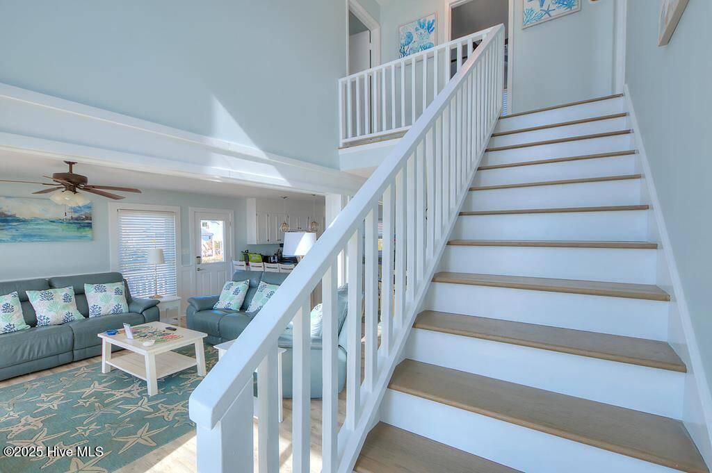 129 W Beach Drive