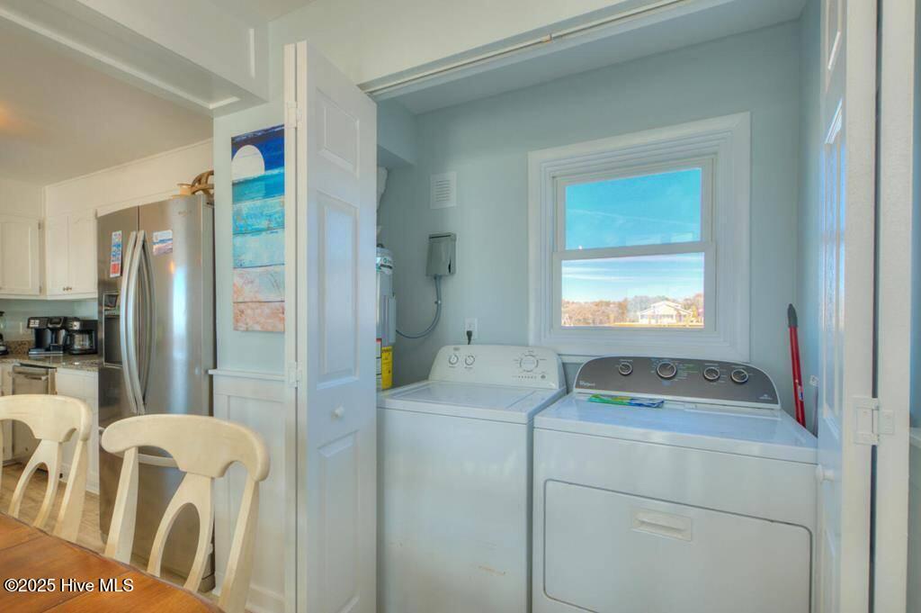 129 W Beach Drive
