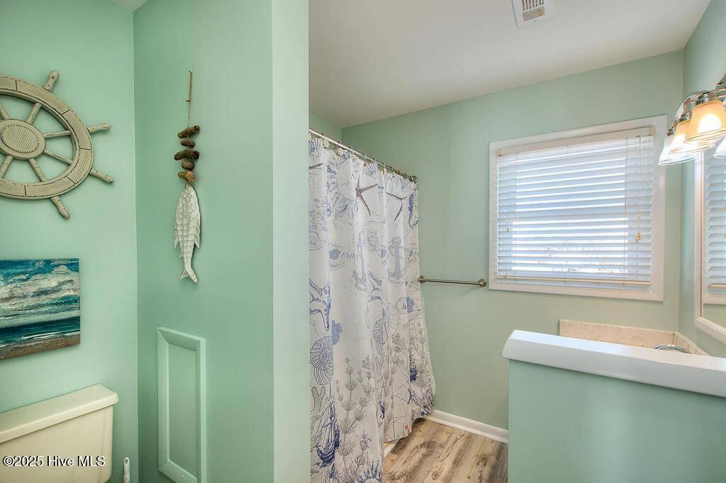 129 W Beach Drive