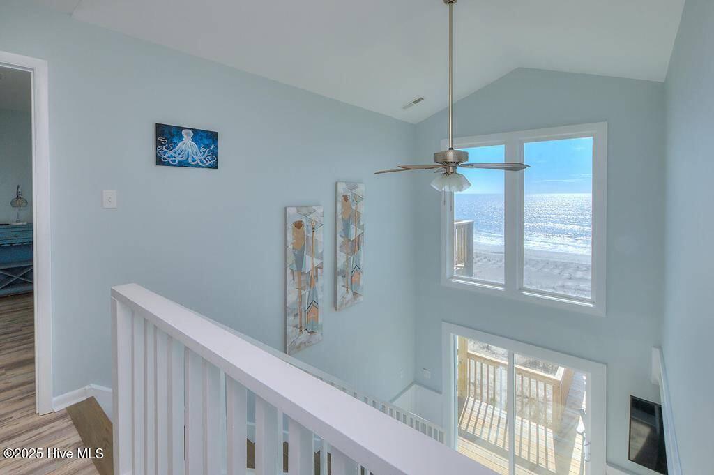 129 W Beach Drive