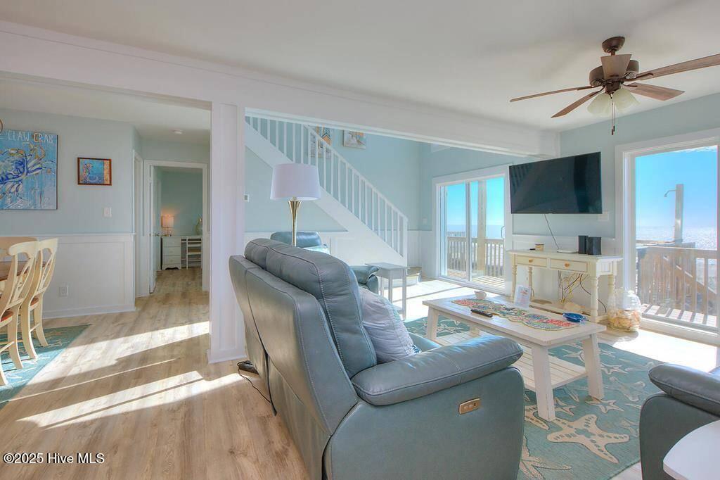 129 W Beach Drive