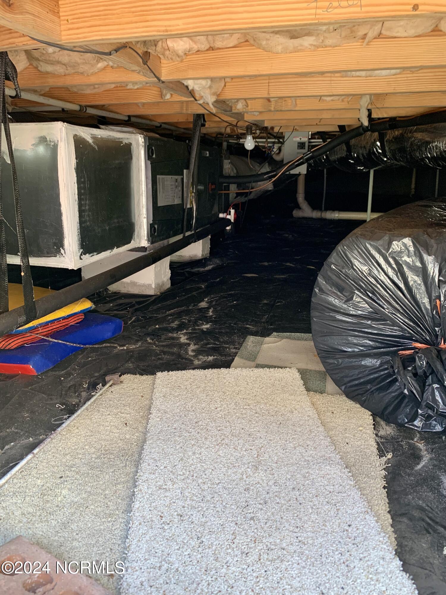 3908 Cross Street SE