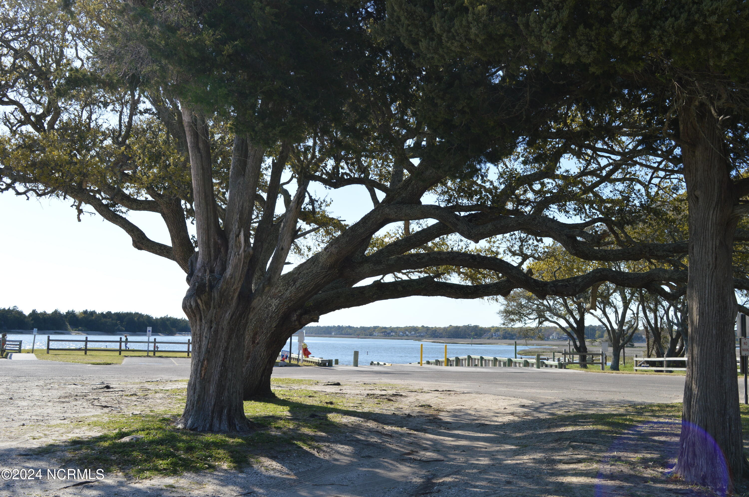 3908 Cross Street SE