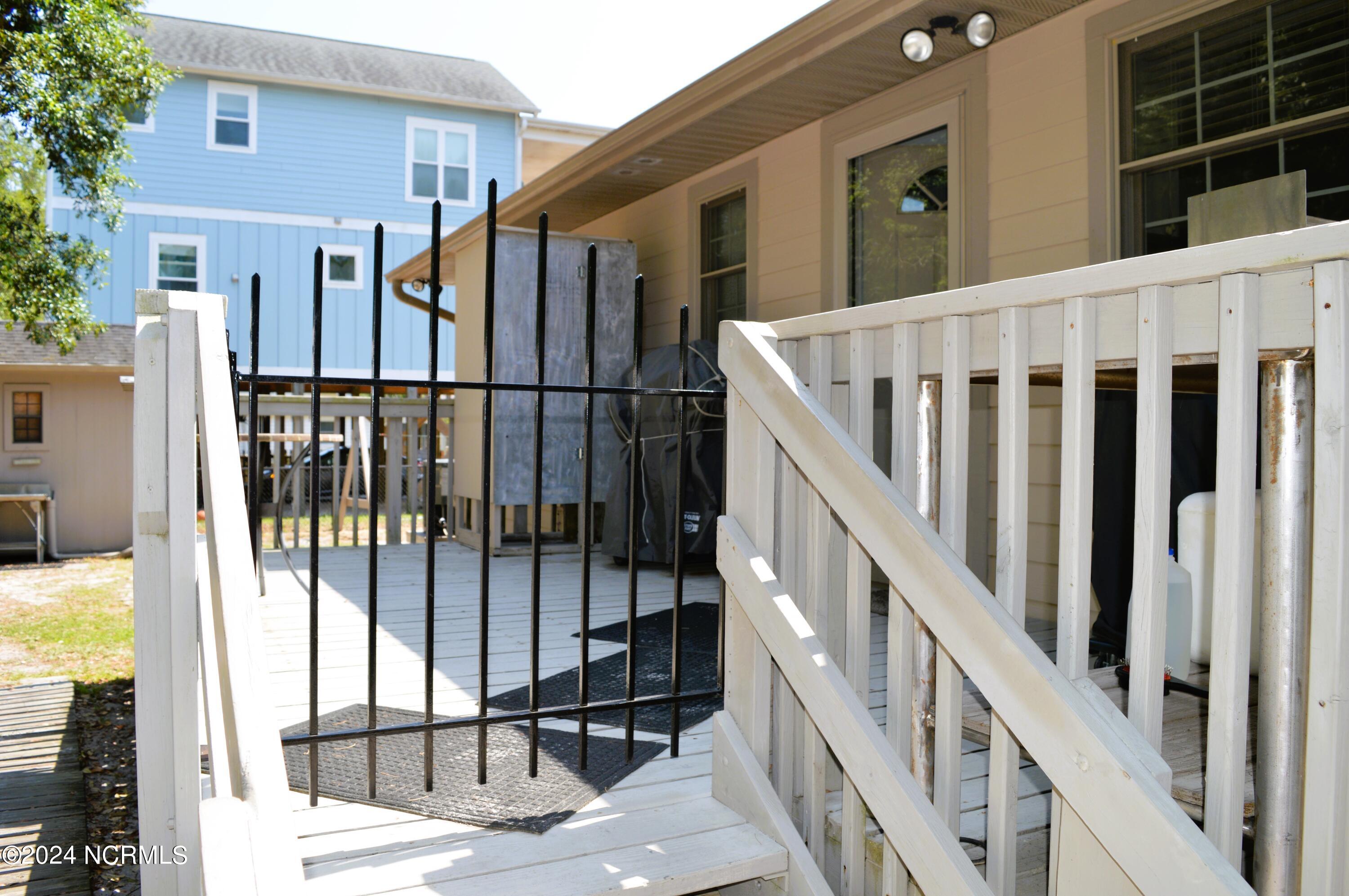 3908 Cross Street SE