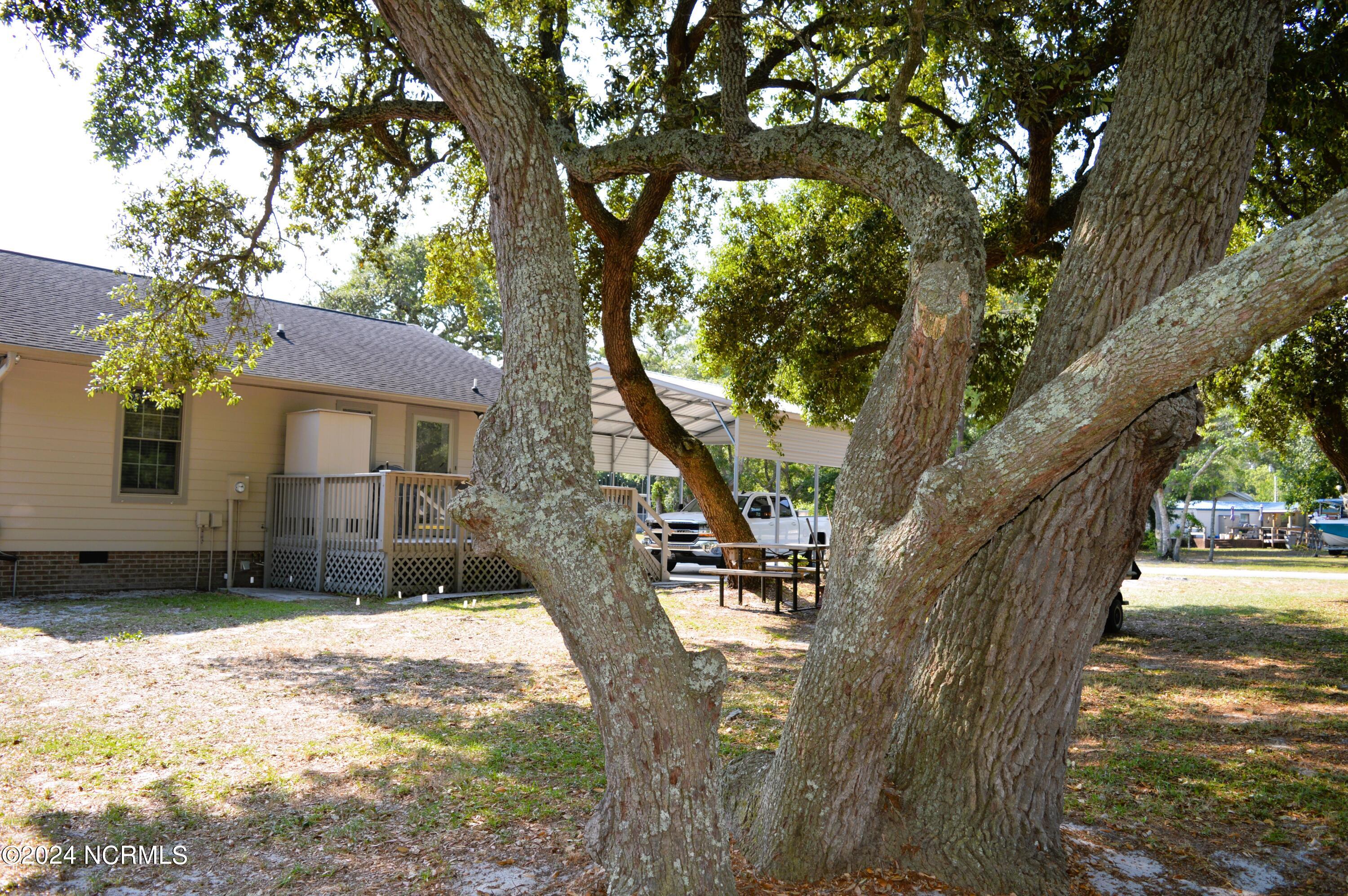 3908 Cross Street SE