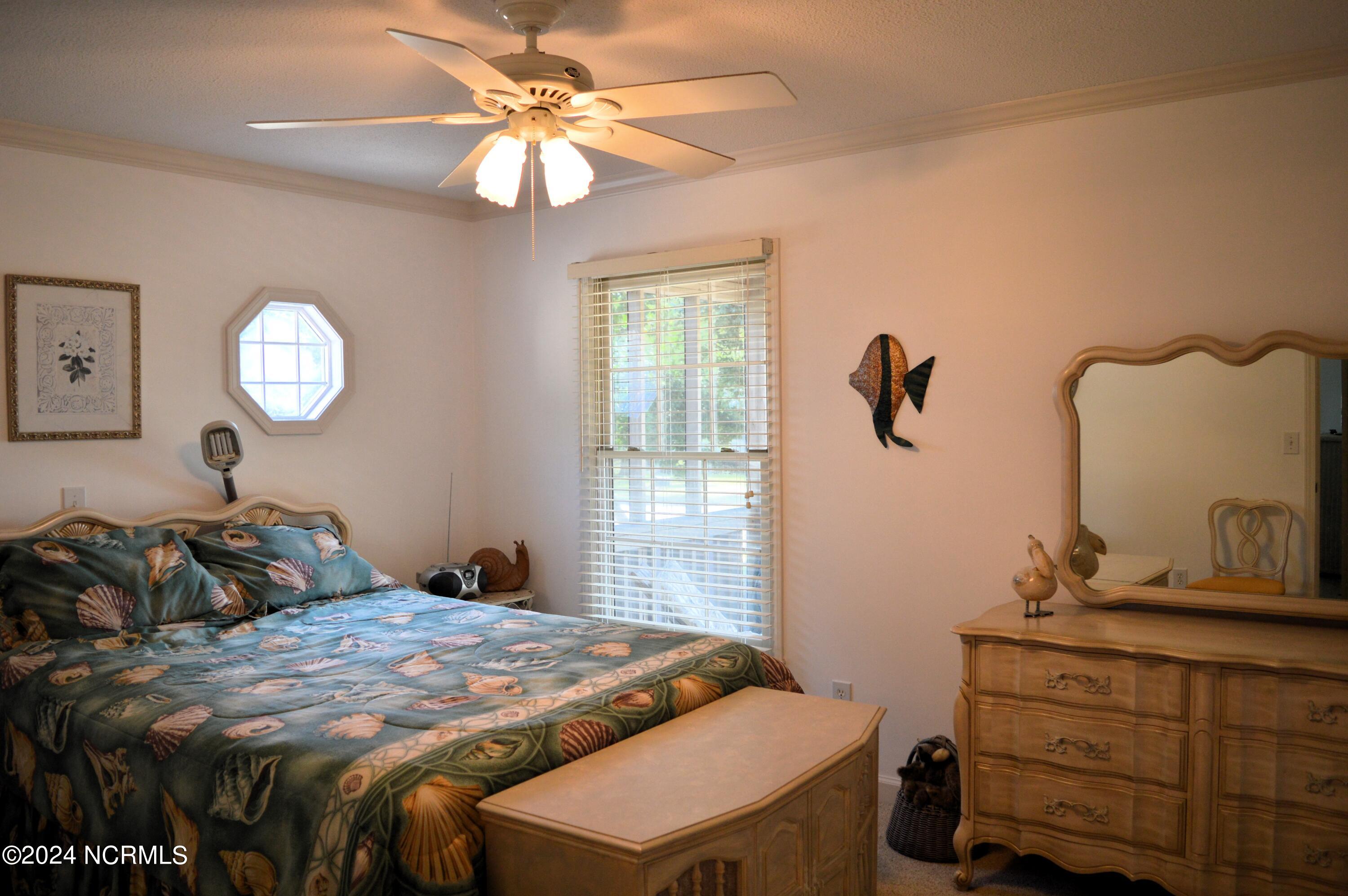 3908 Cross Street SE