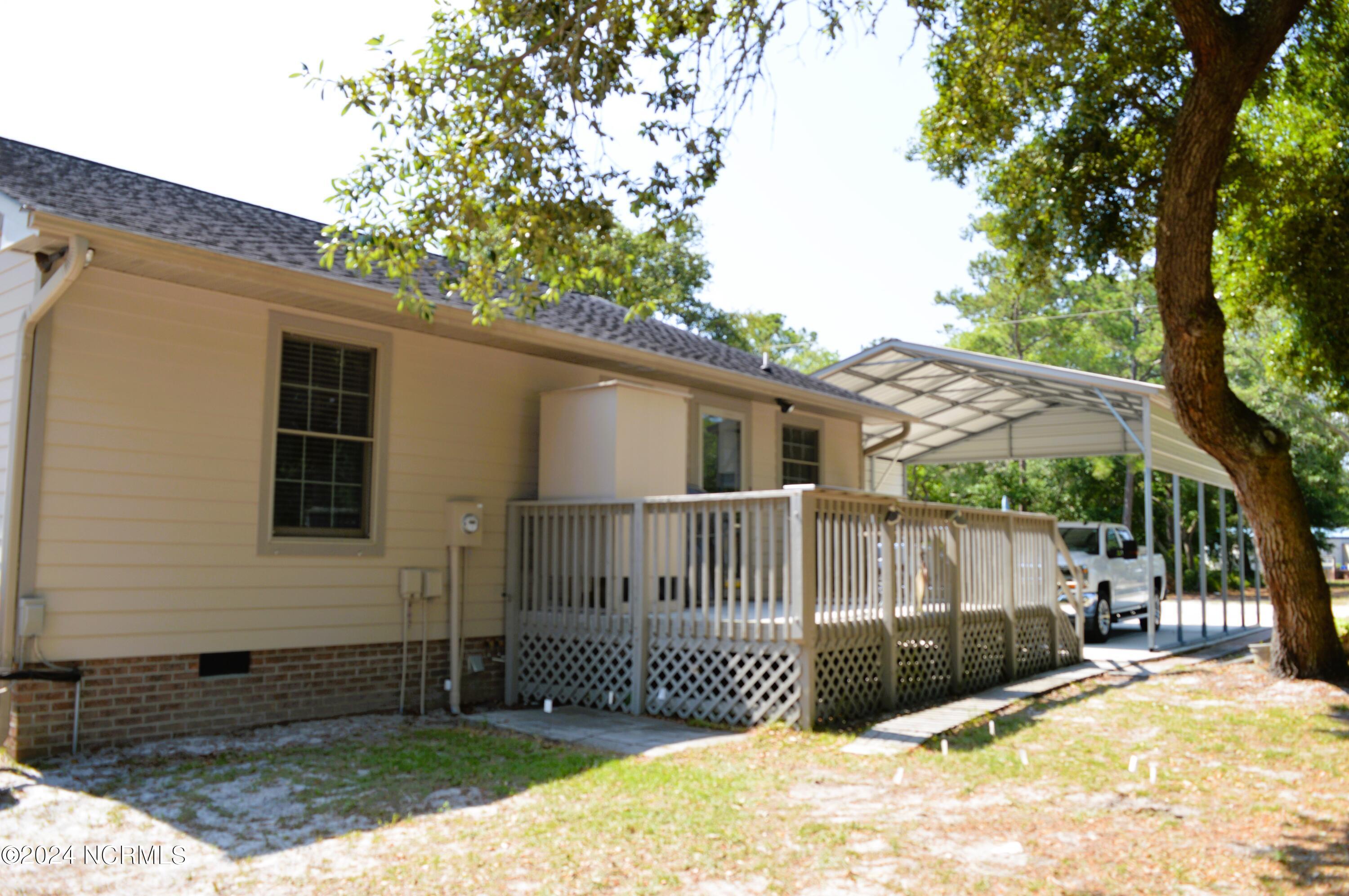 3908 Cross Street SE