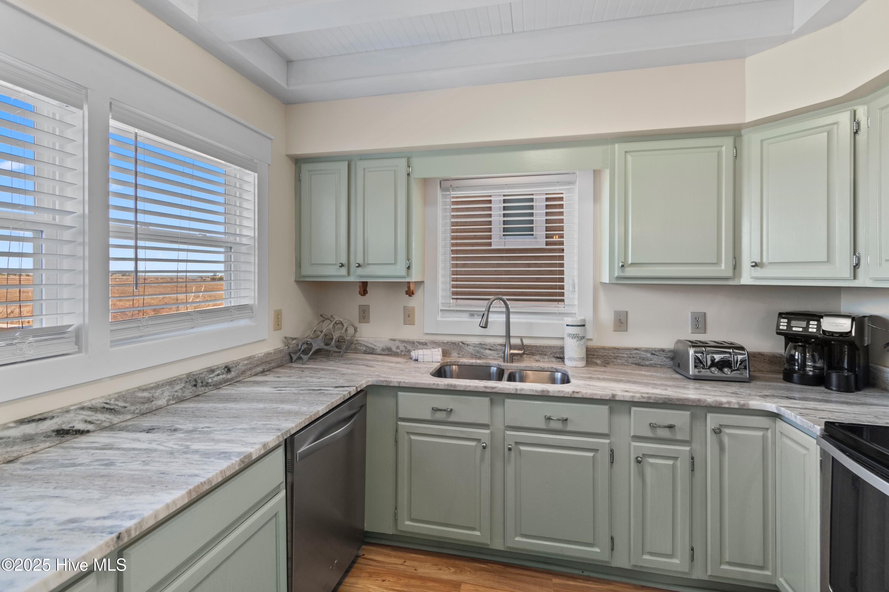 108 Caswell Beach Road