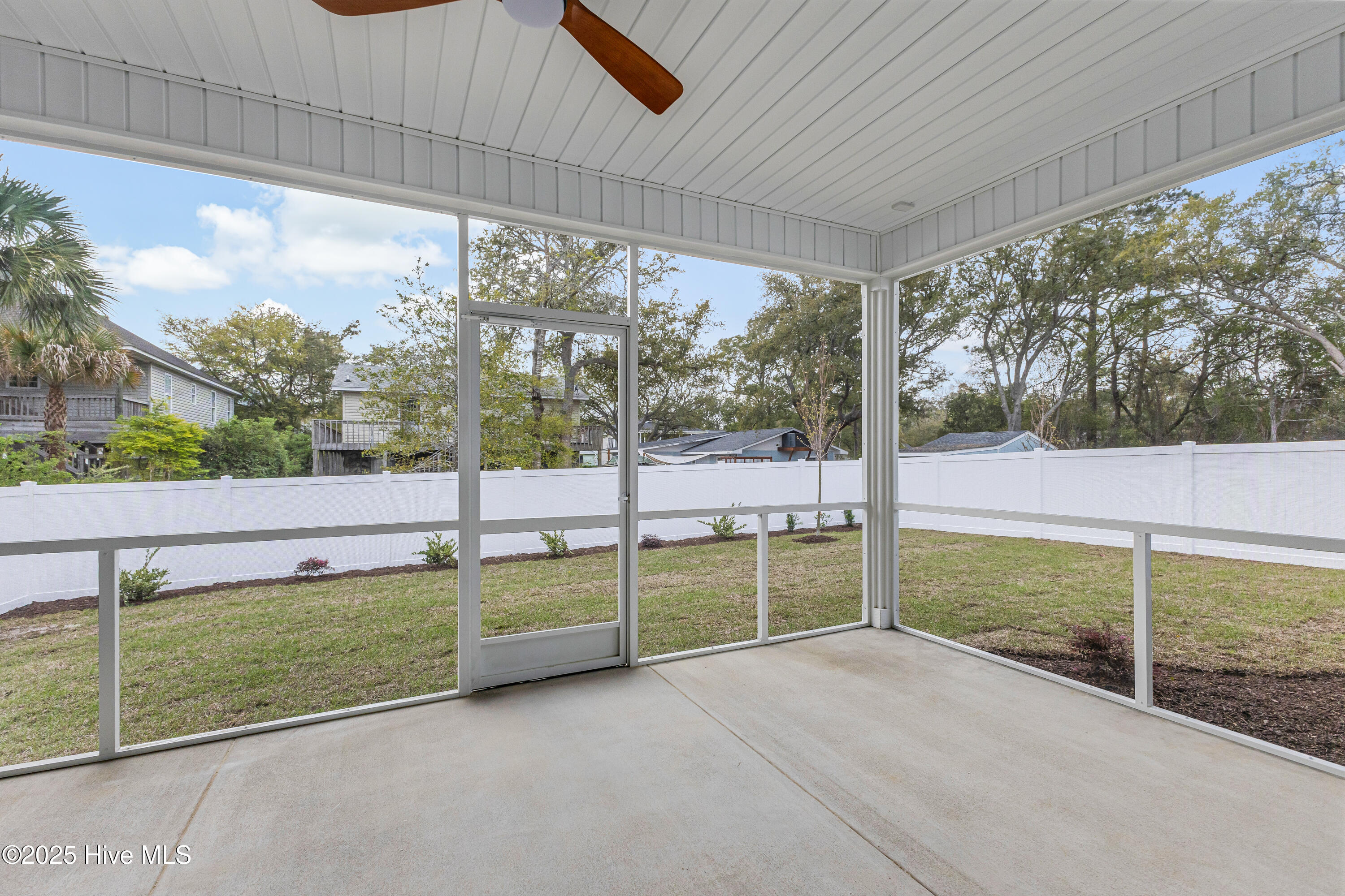 121 NW 12th Street