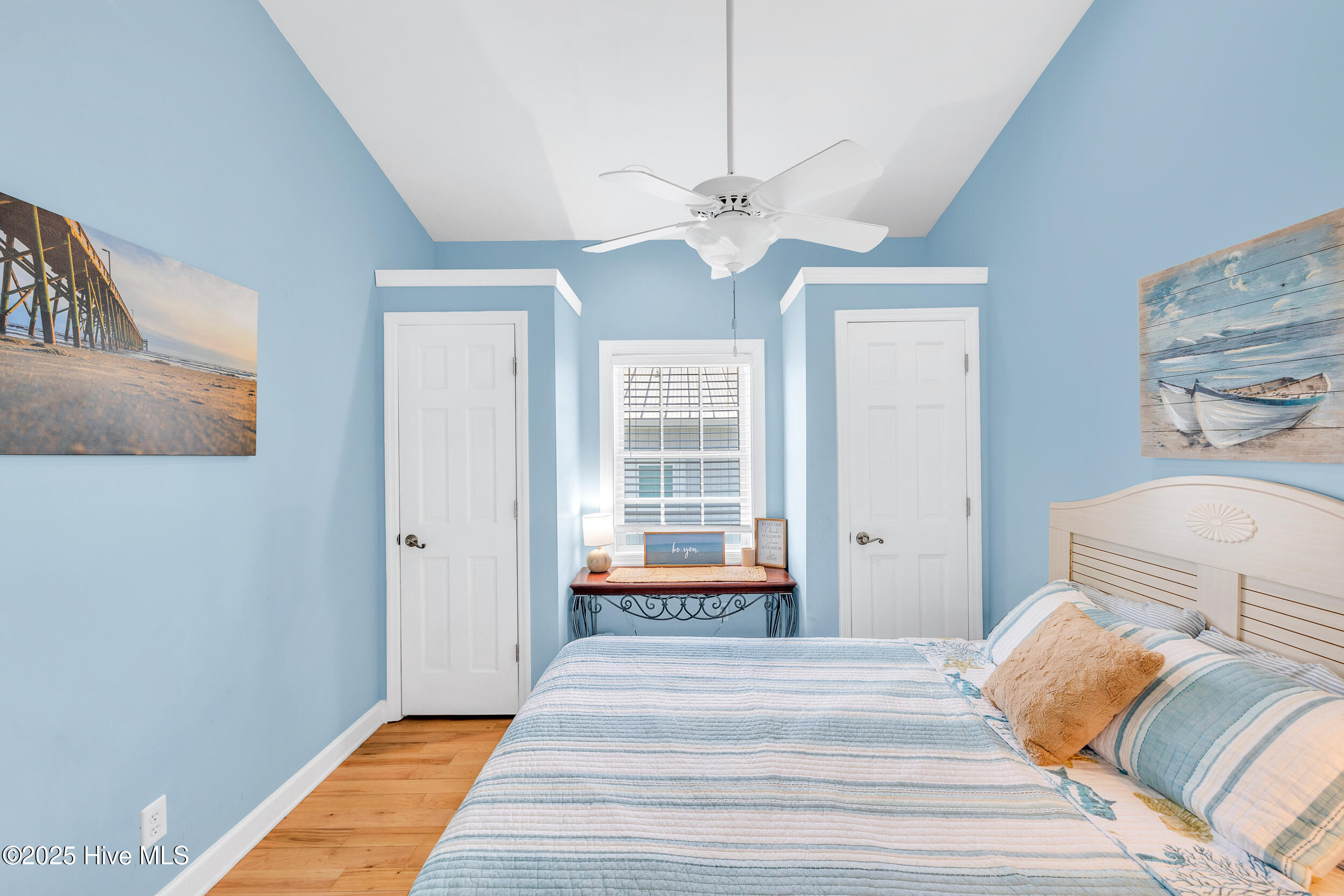 6901 Kings Lynn Drive