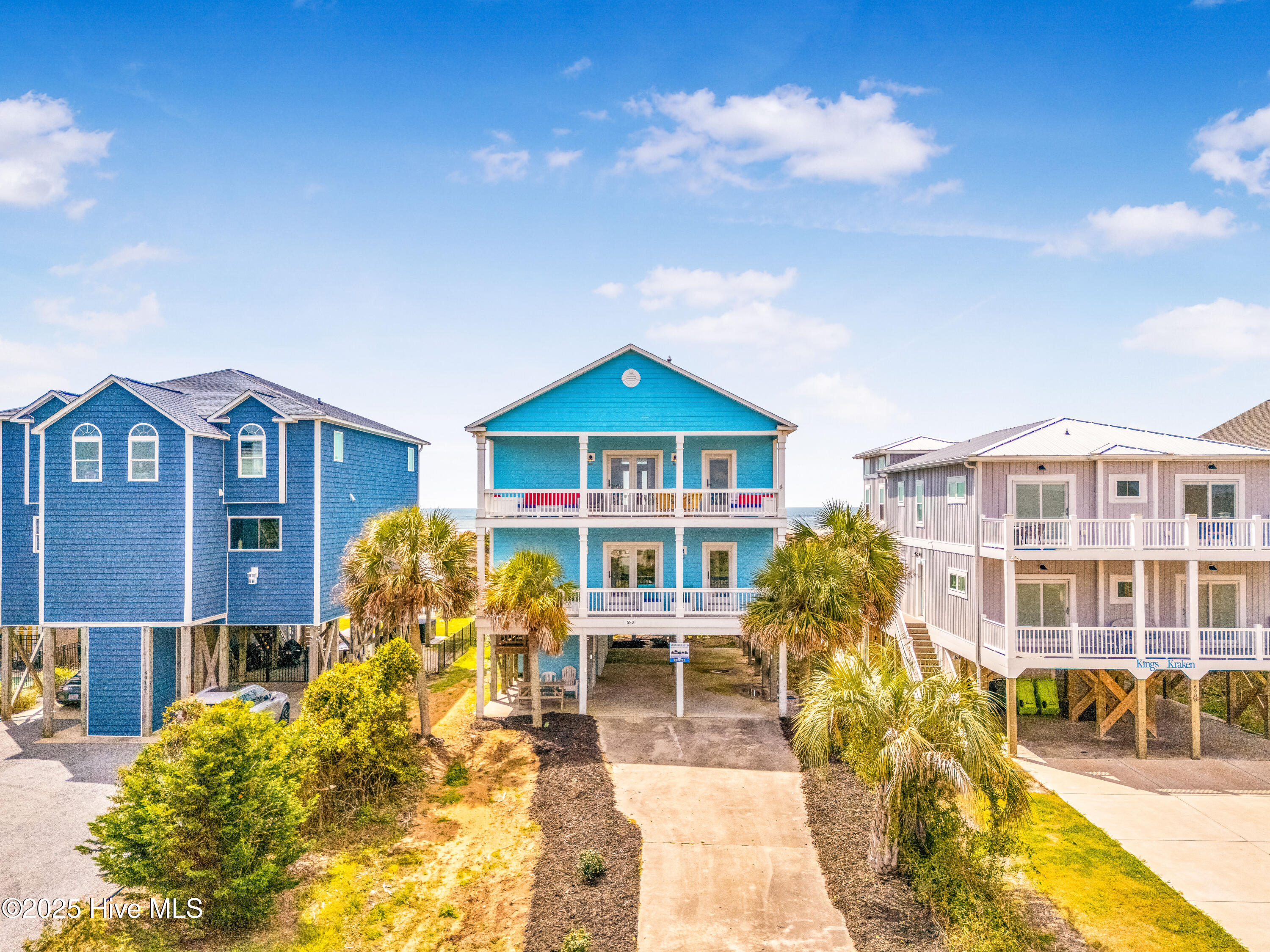 6901 Kings Lynn Drive