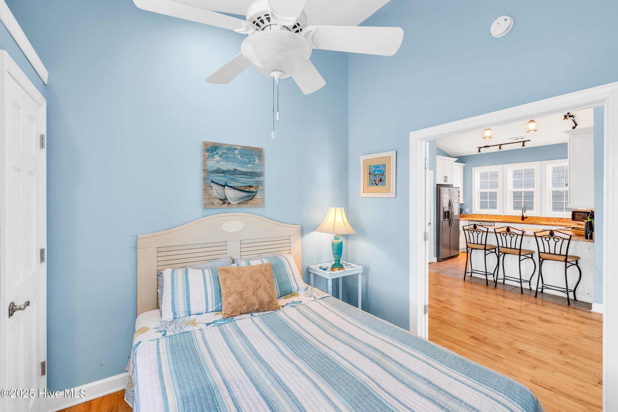 6901 Kings Lynn Drive