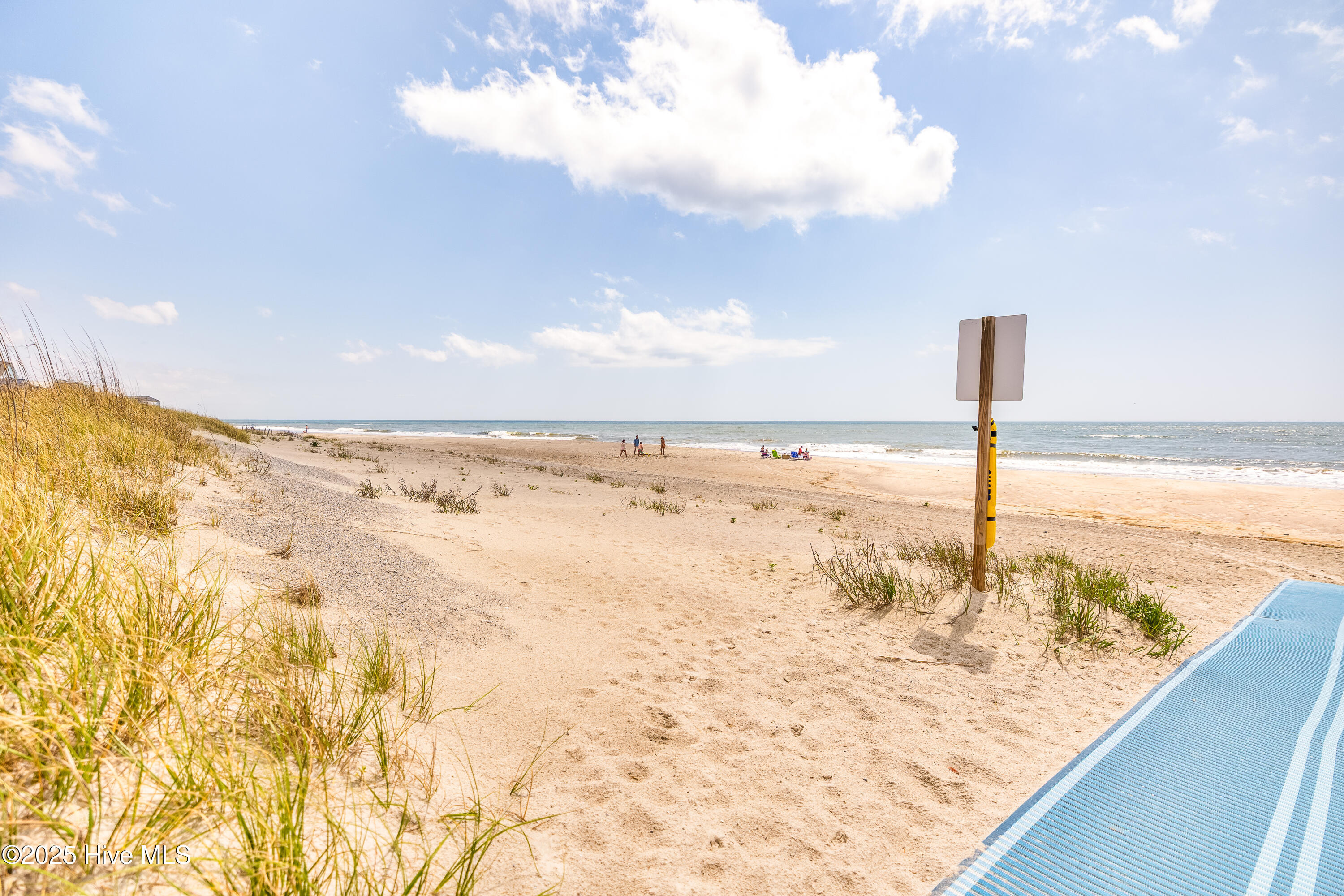 6901 Kings Lynn Drive