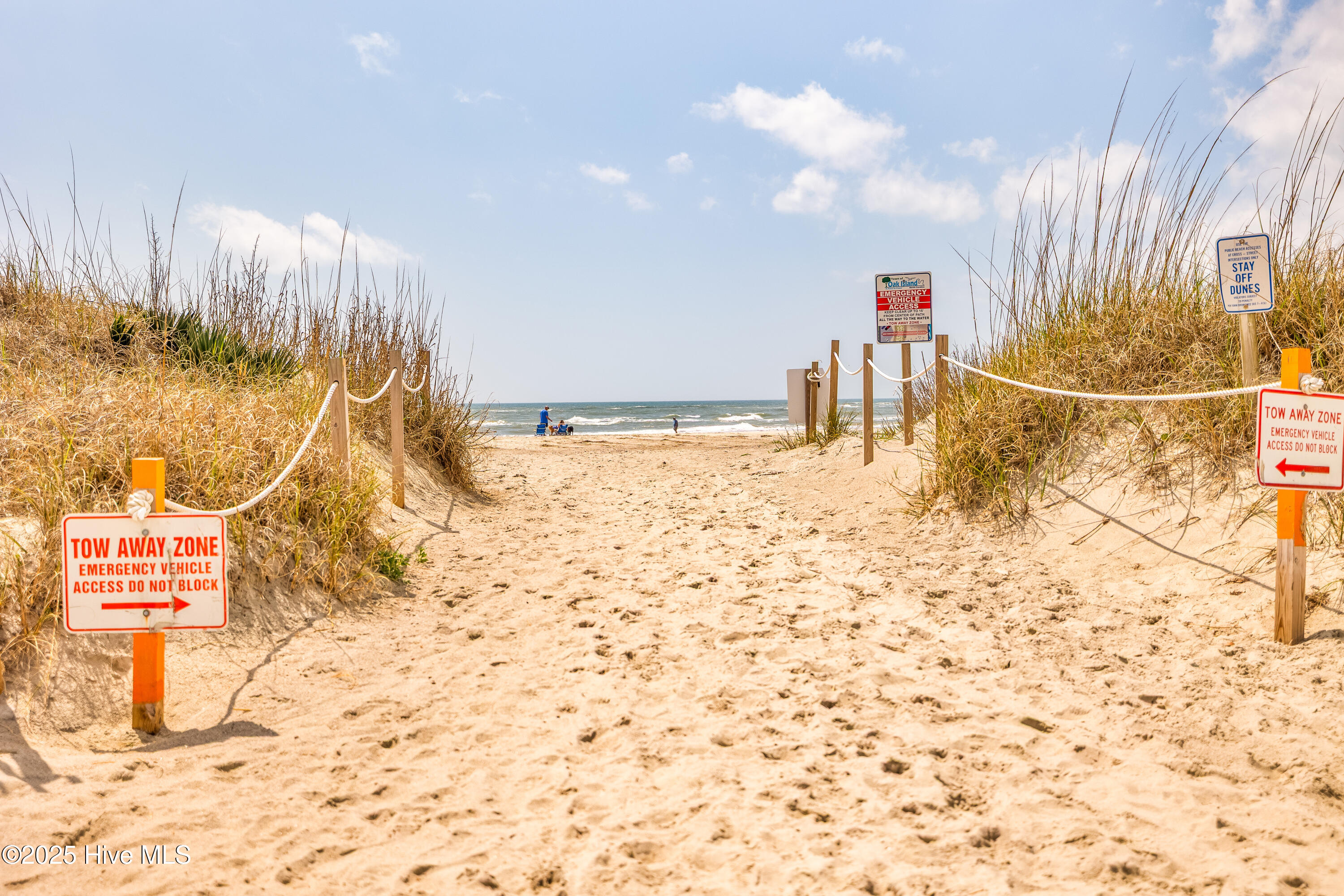 6901 Kings Lynn Drive