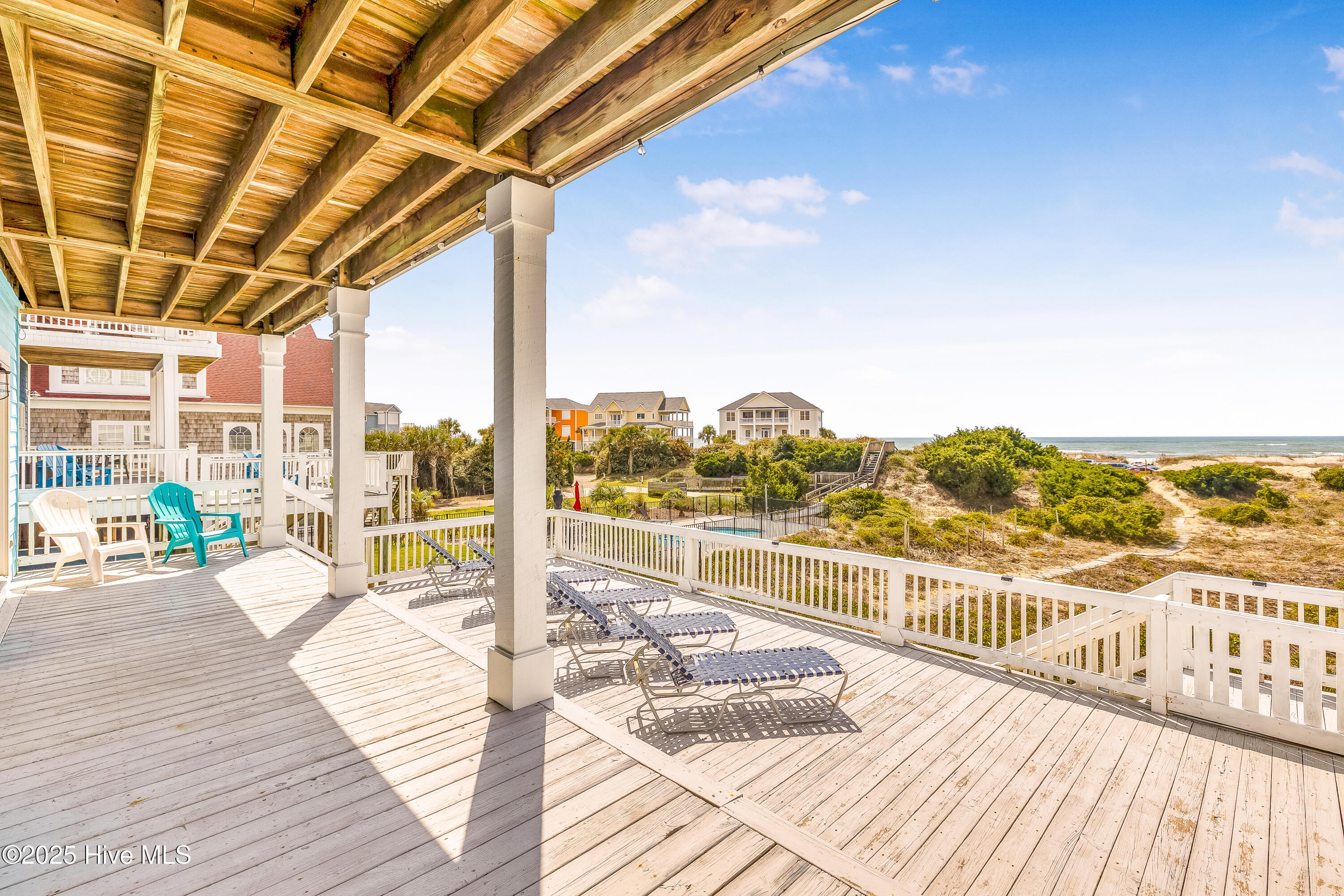 6901 Kings Lynn Drive