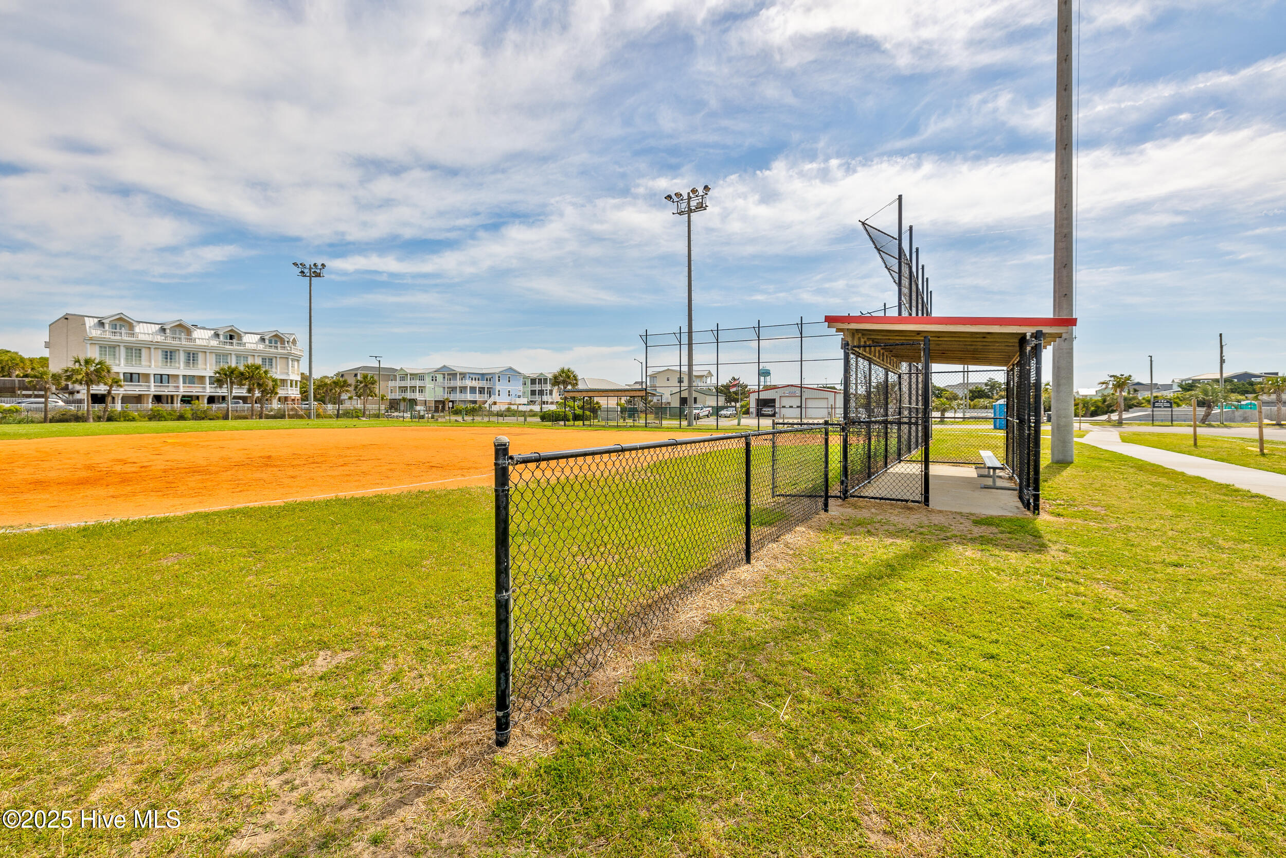 6901 Kings Lynn Drive