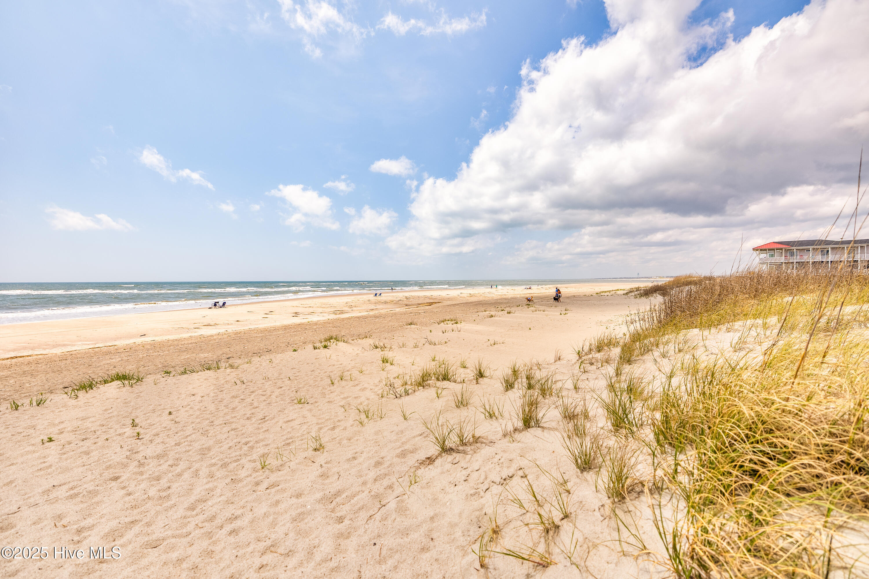 6901 Kings Lynn Drive