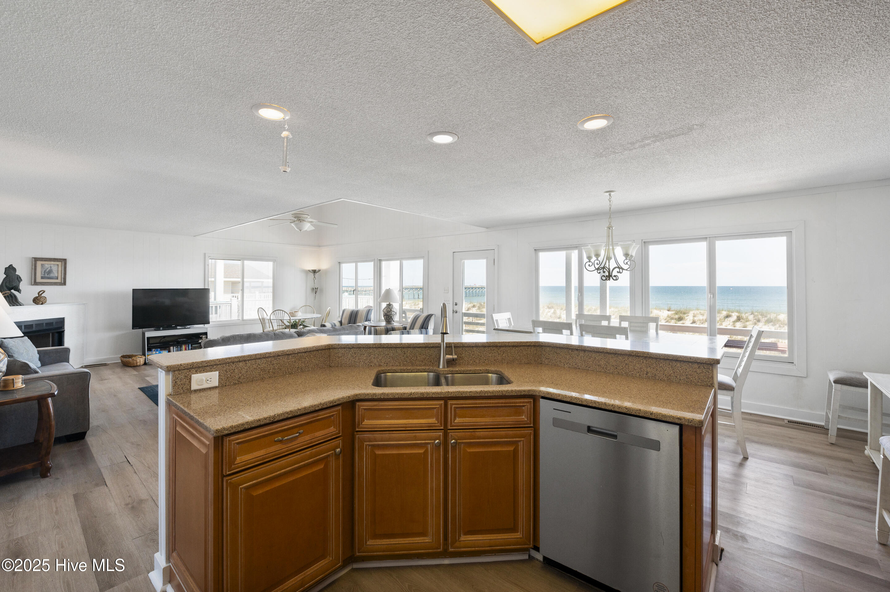 1123 E Beach Drive