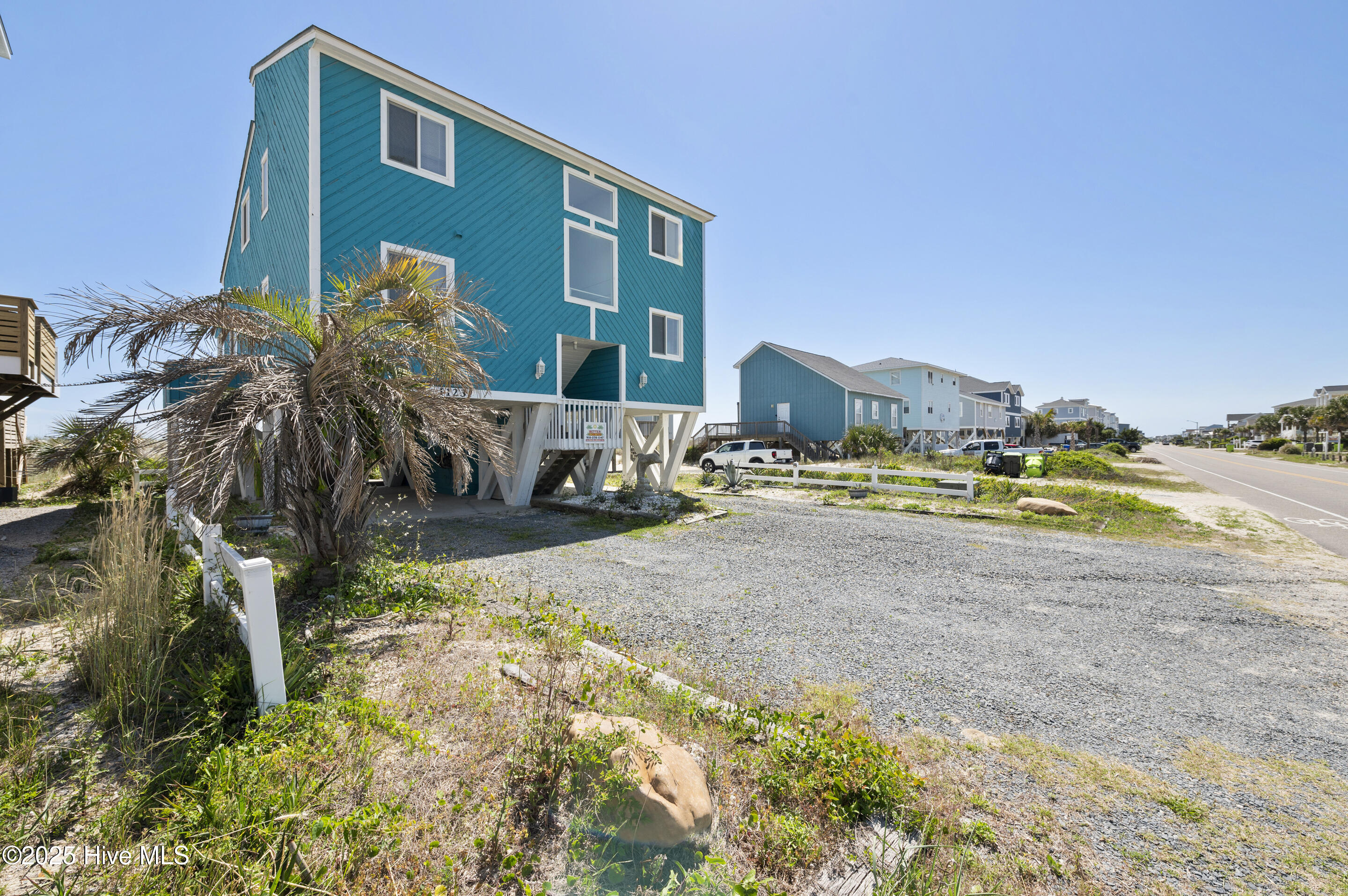 1123 E Beach Drive