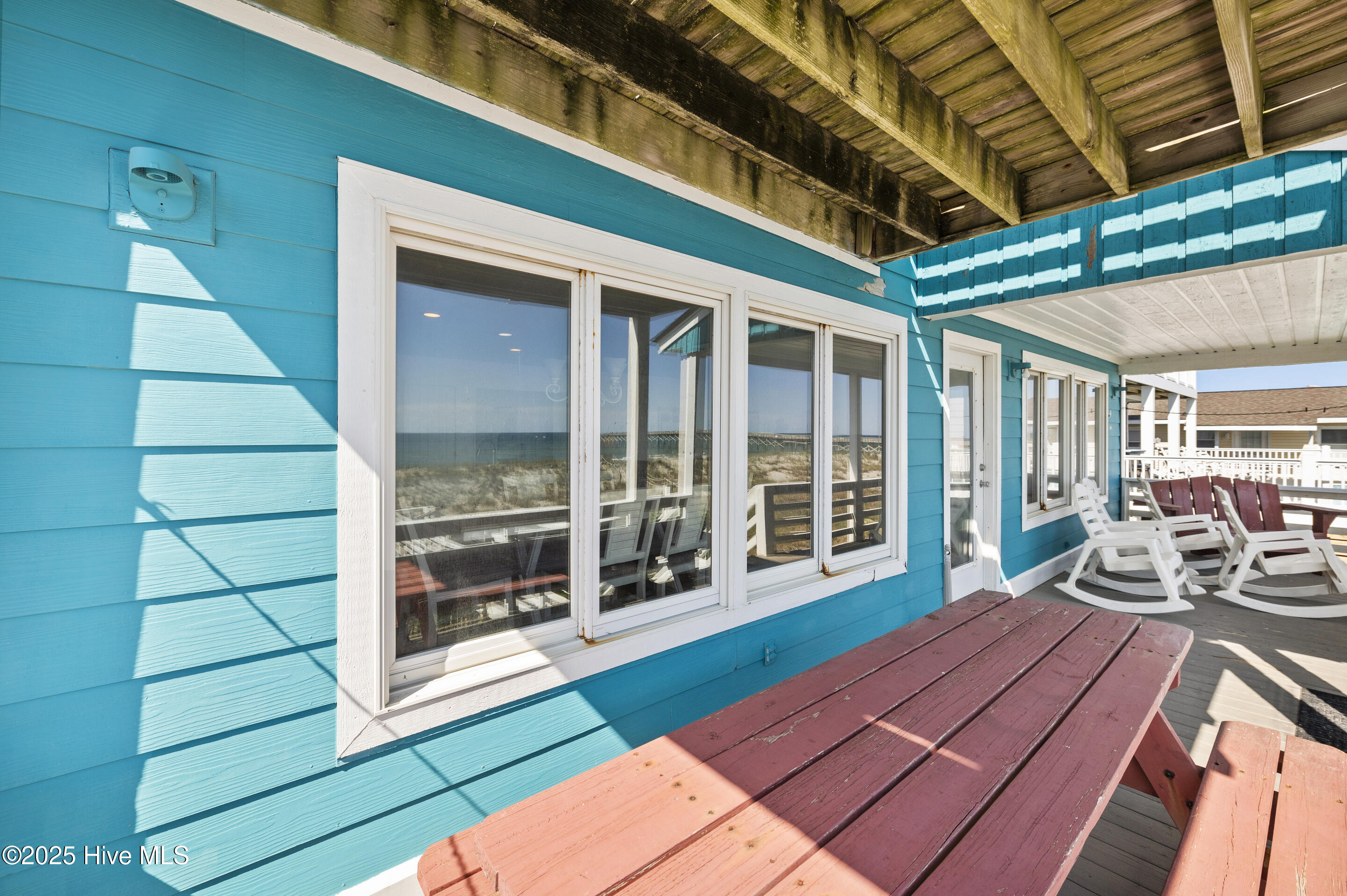 1123 E Beach Drive