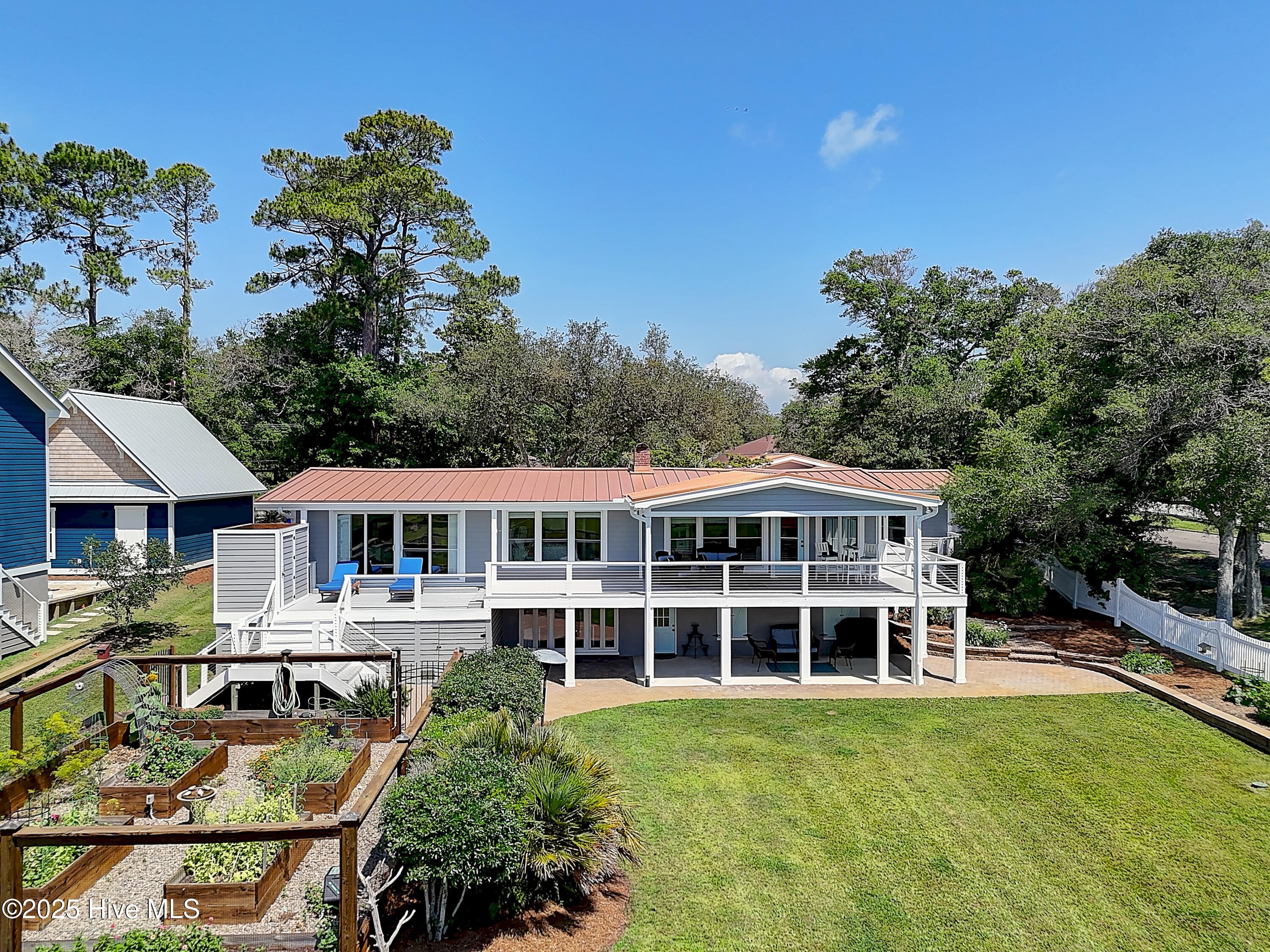 102 River Drive