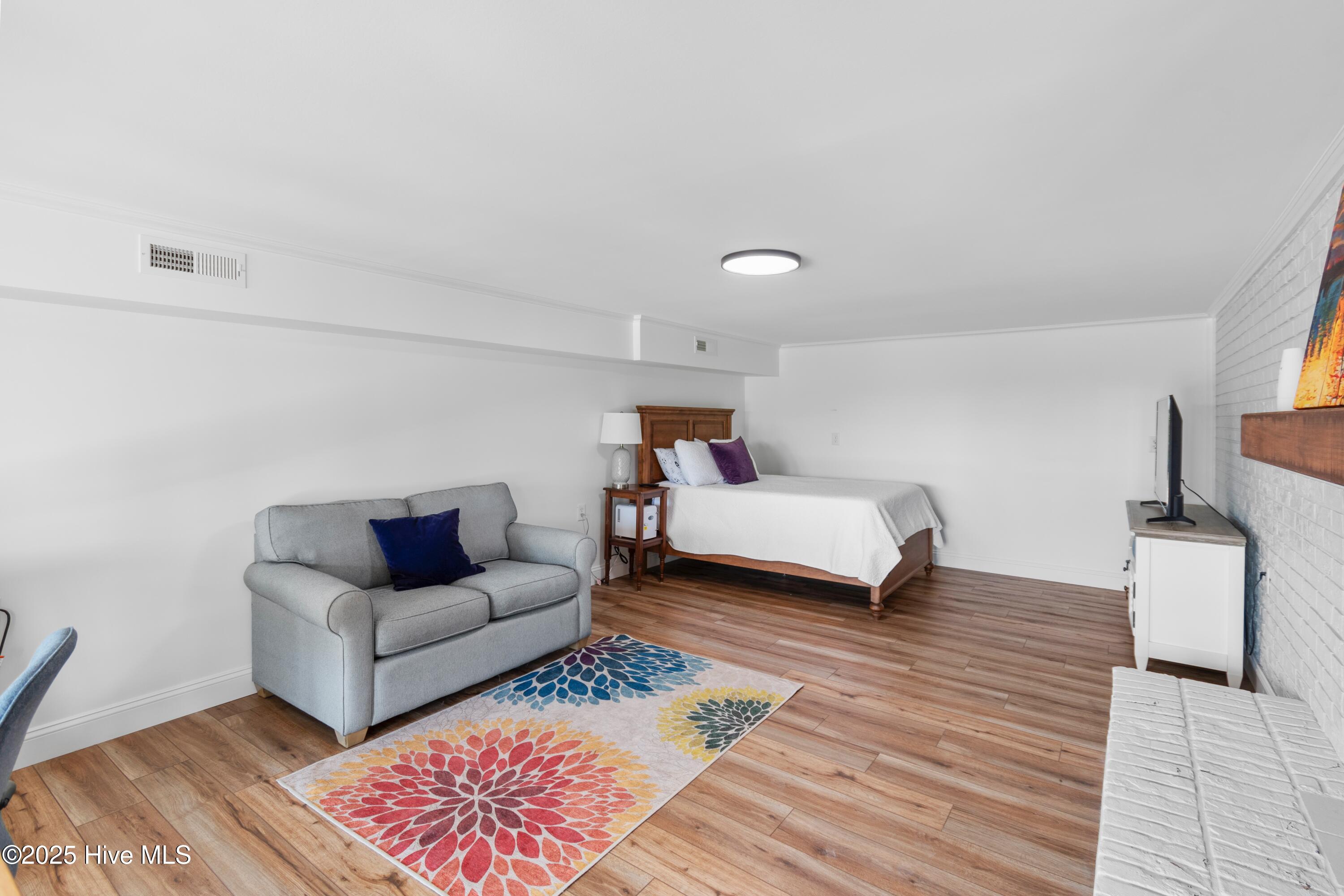 102 River Drive