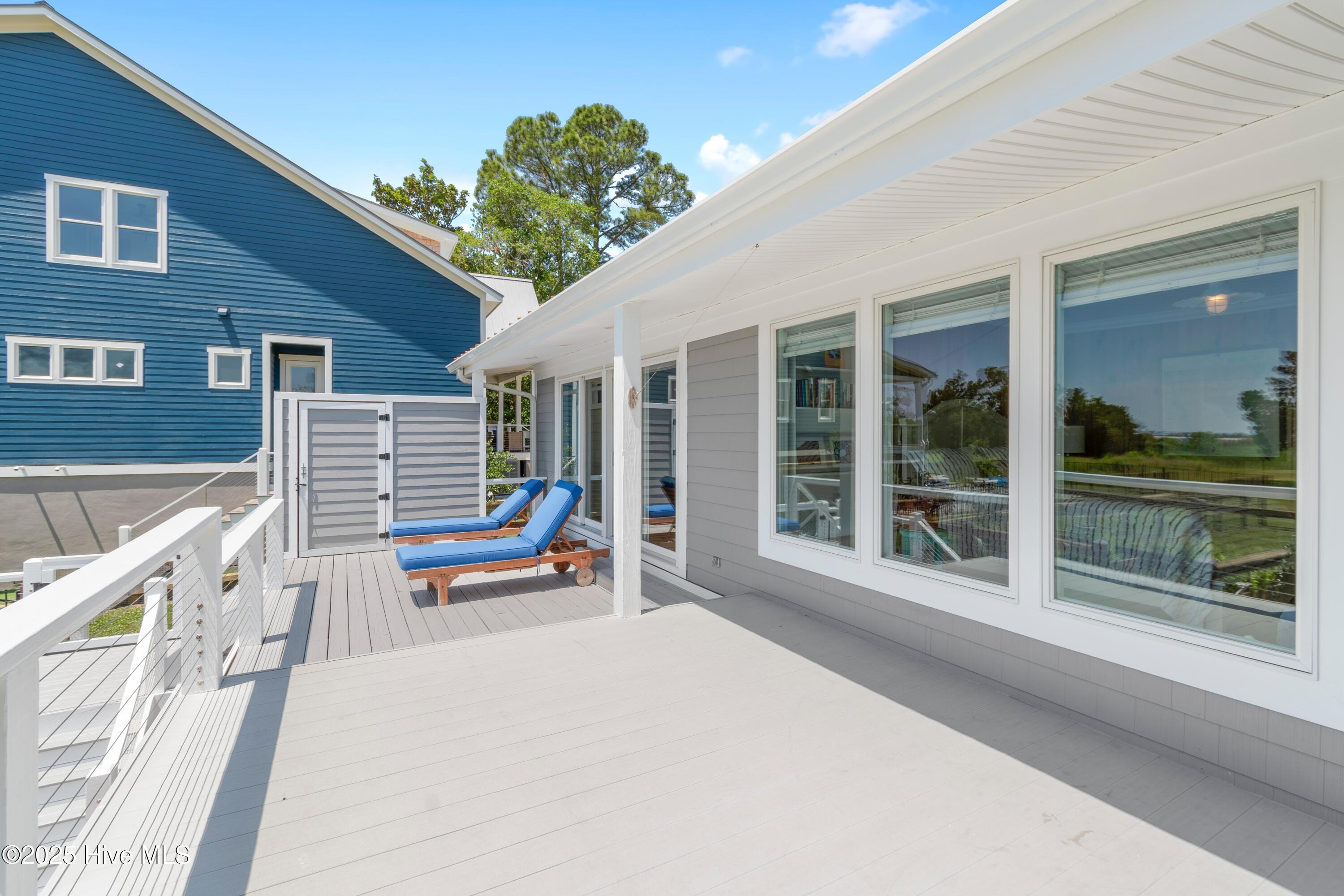 102 River Drive