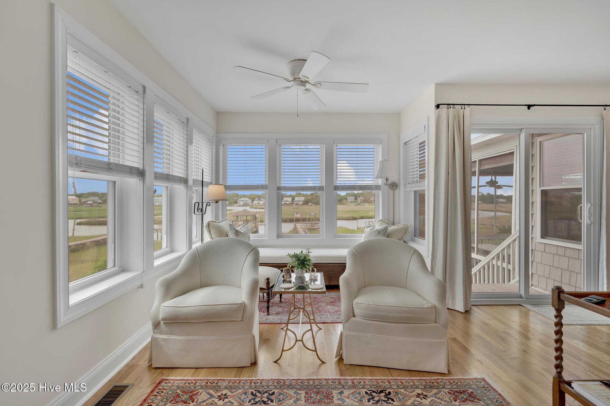 2304 W Pelican Drive