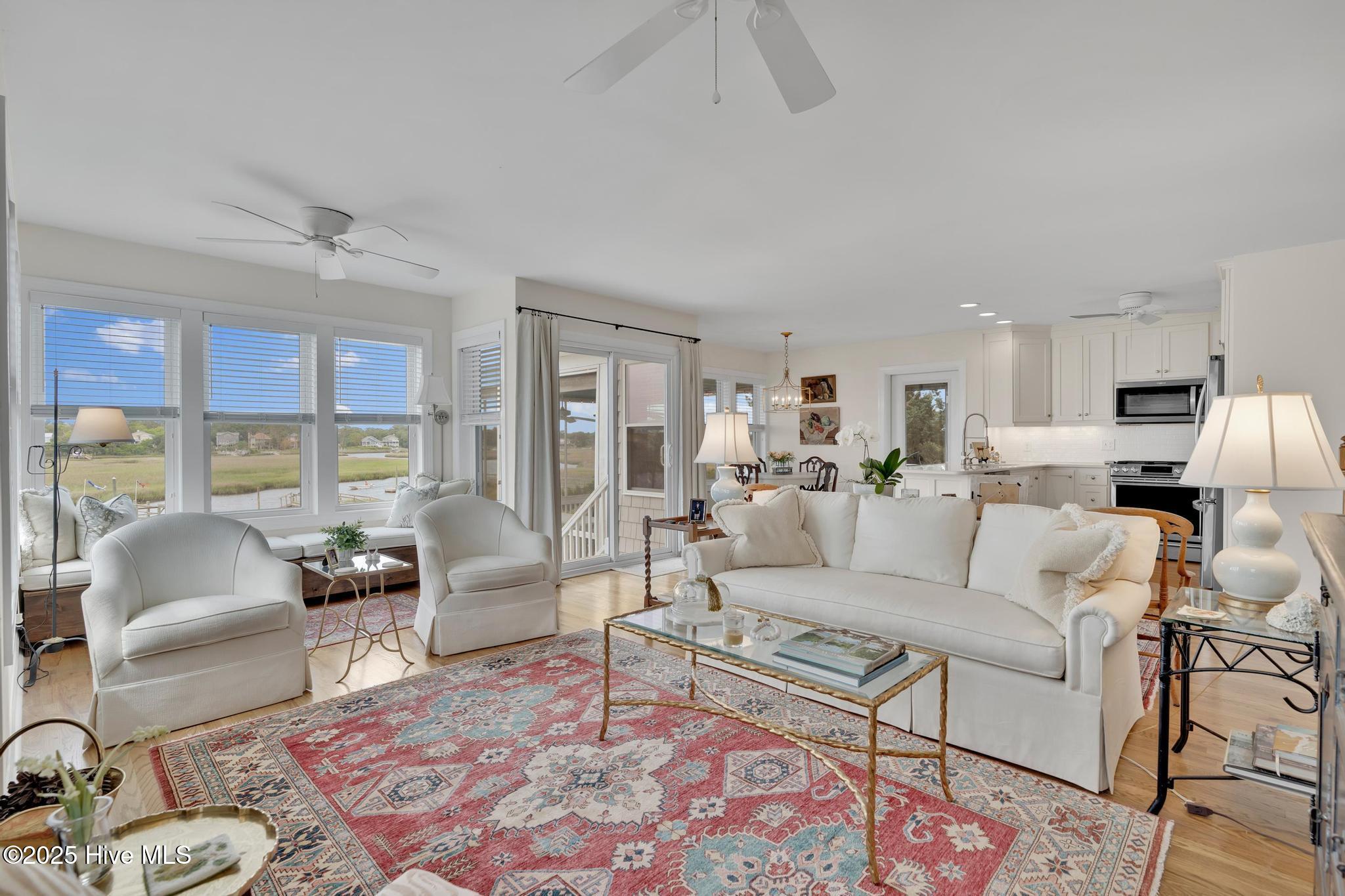 2304 W Pelican Drive