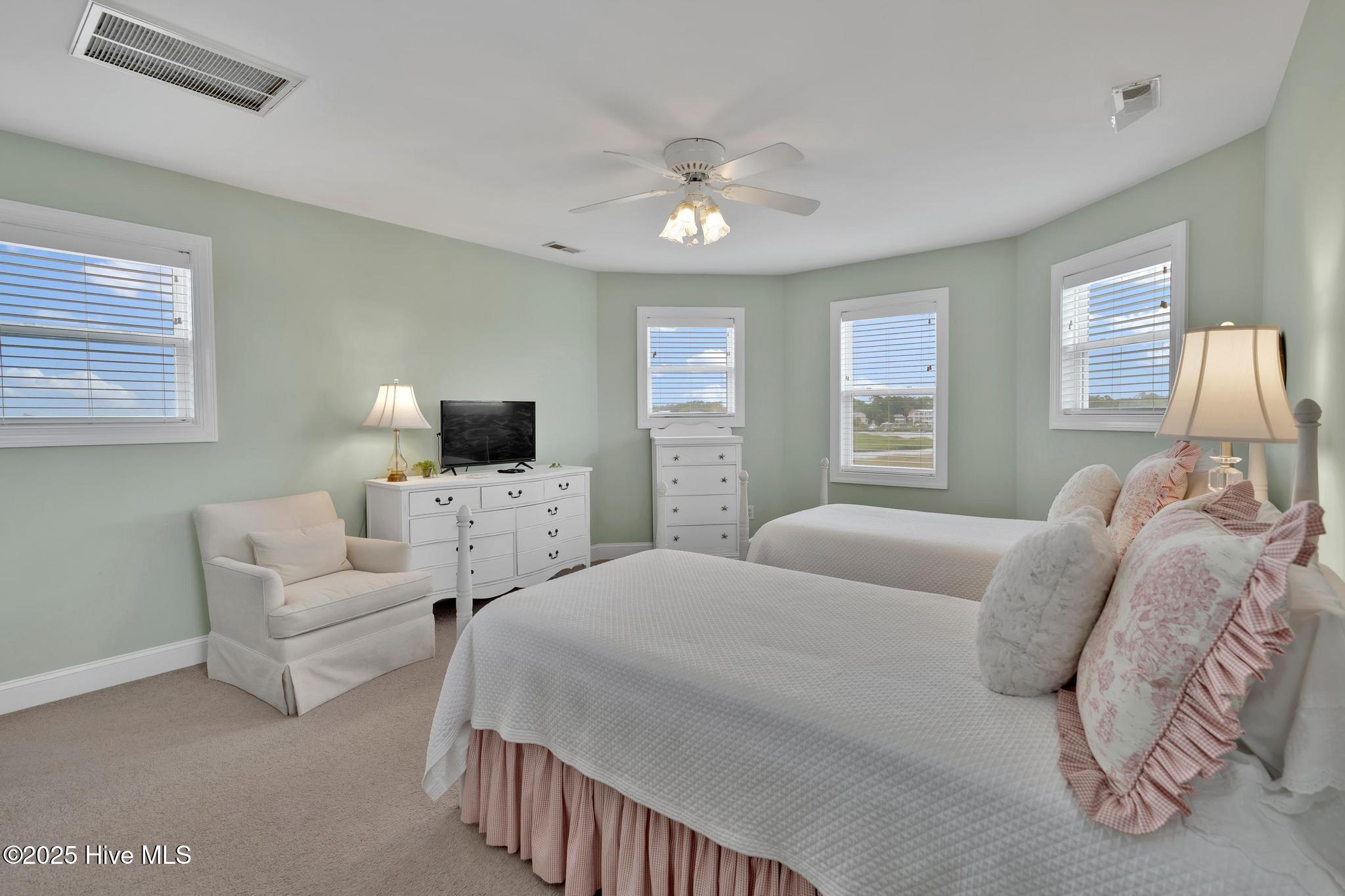 2304 W Pelican Drive