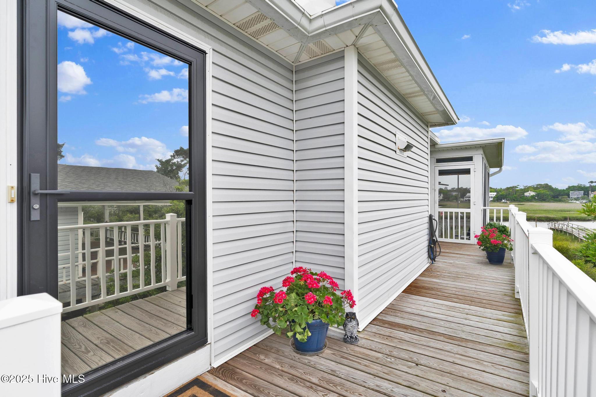 2304 W Pelican Drive