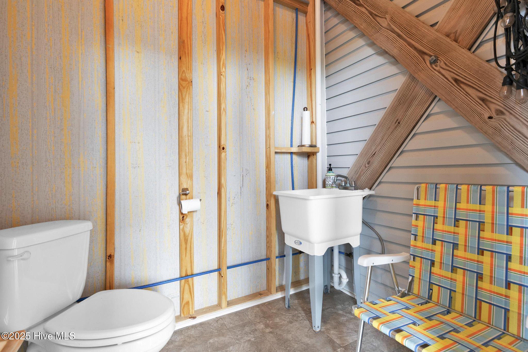 2304 W Pelican Drive