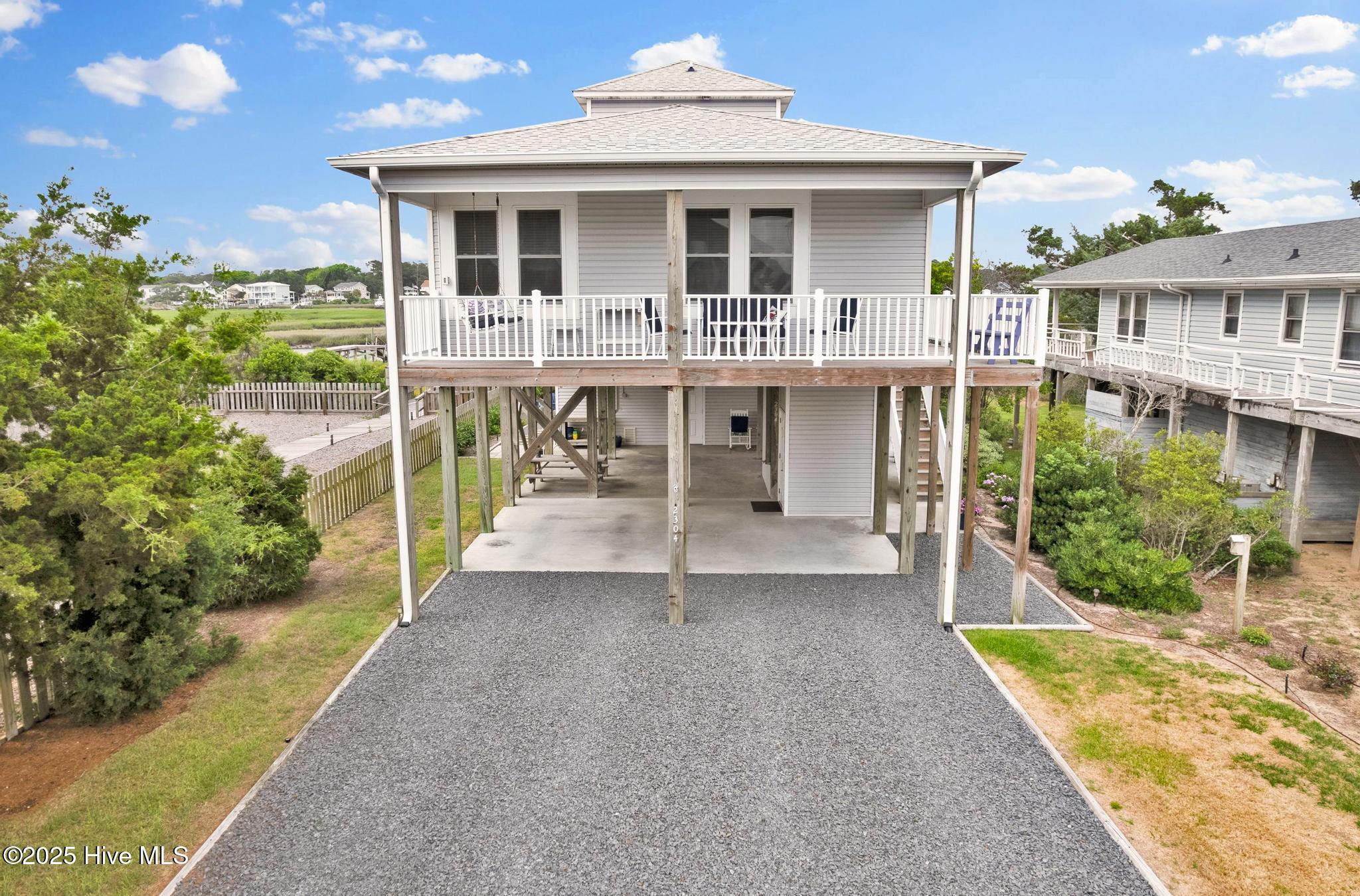 2304 W Pelican Drive