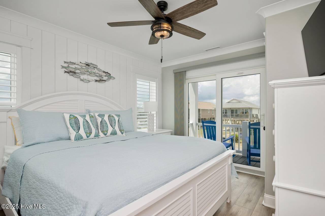 3012 W Beach Drive