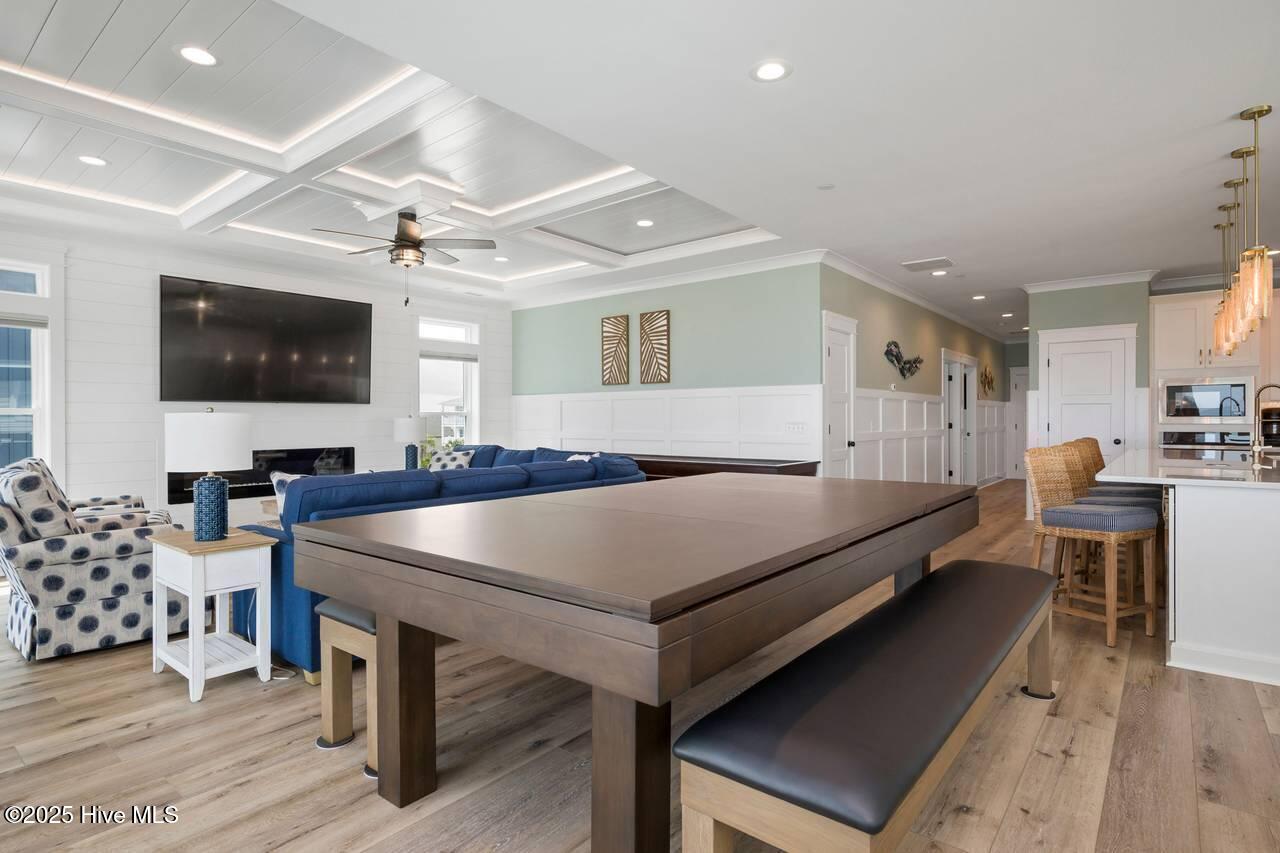 3012 W Beach Drive