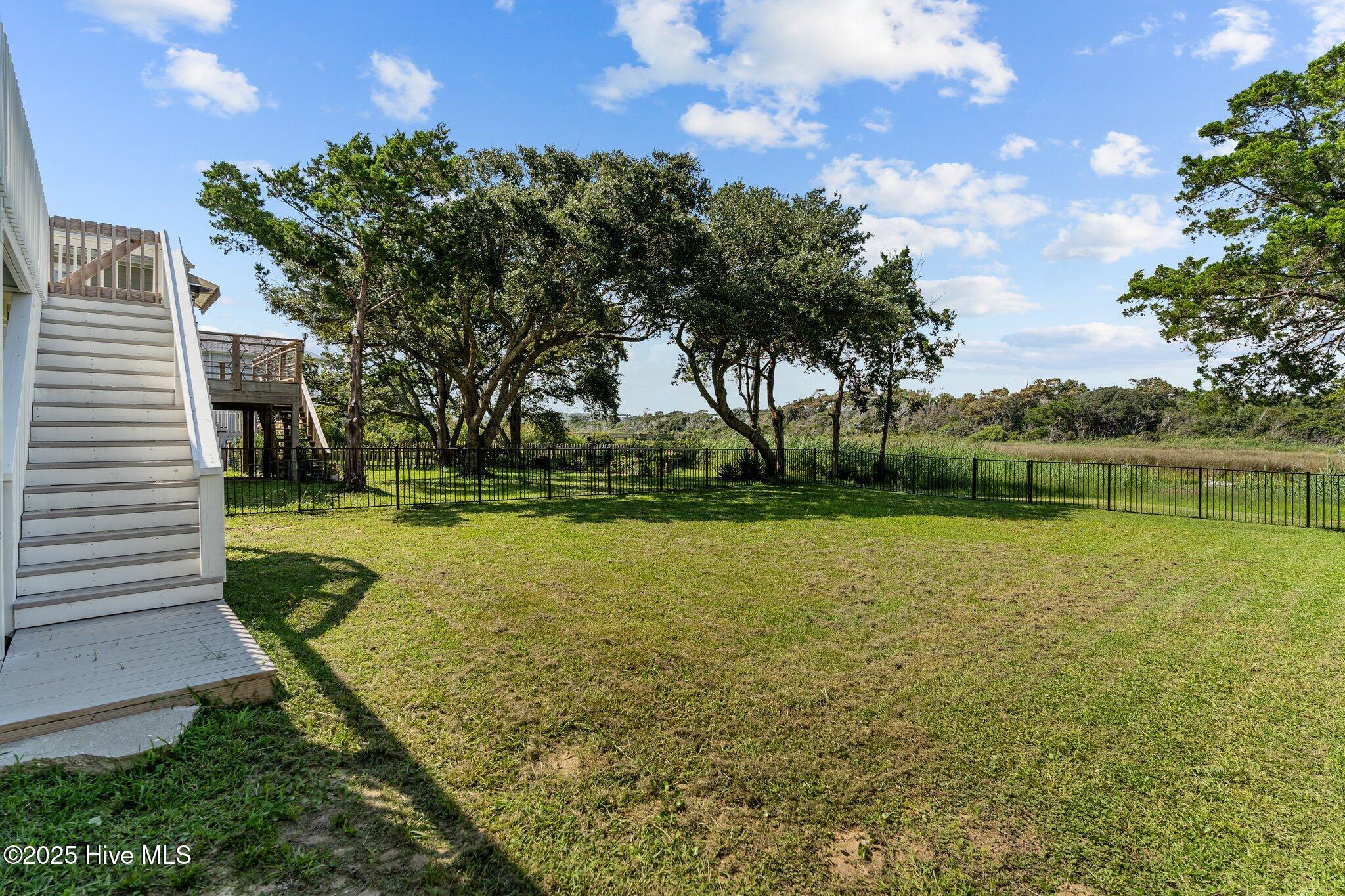 920 E Pelican Drive