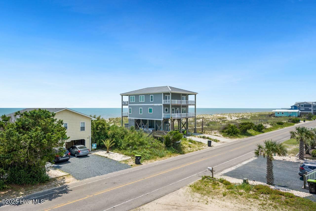 2918 E Beach Drive