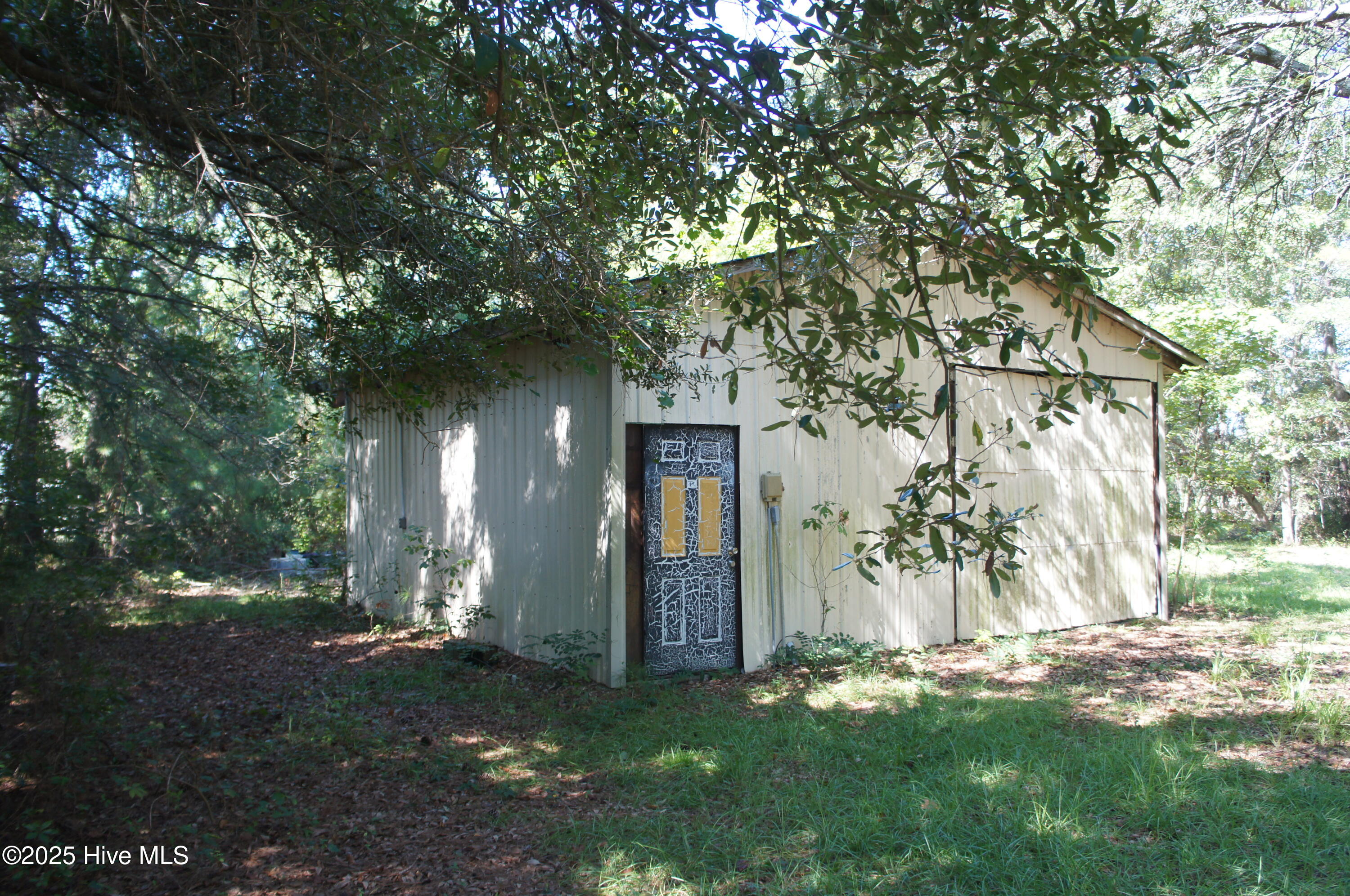 770 SW Taft Road