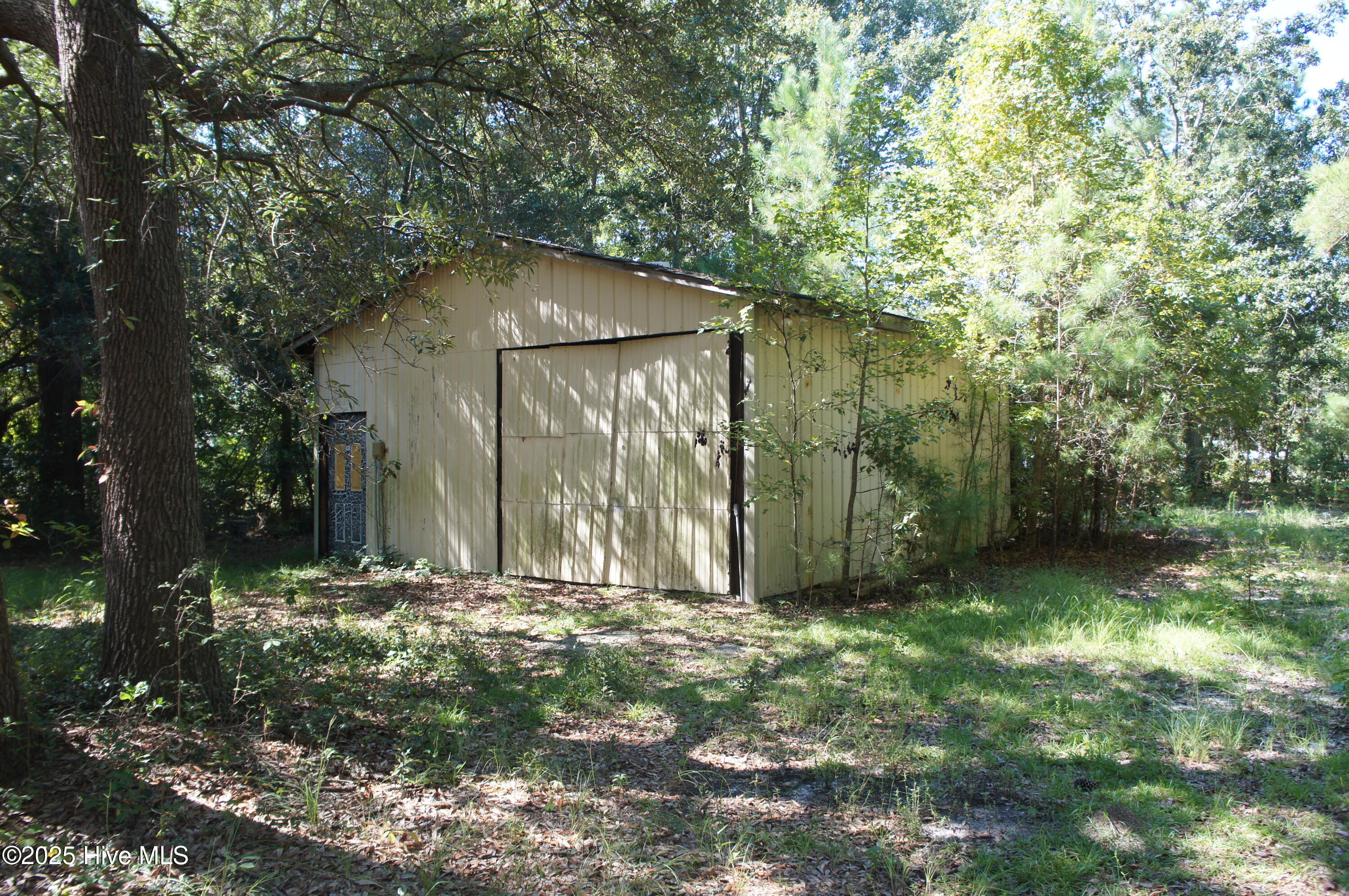 770 SW Taft Road