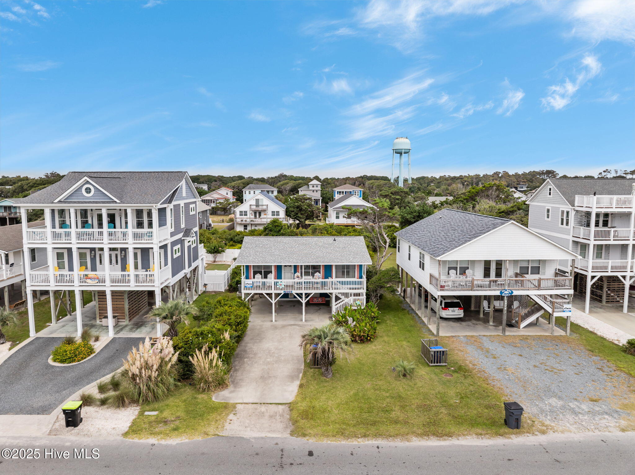 2906 E Dolphin Drive